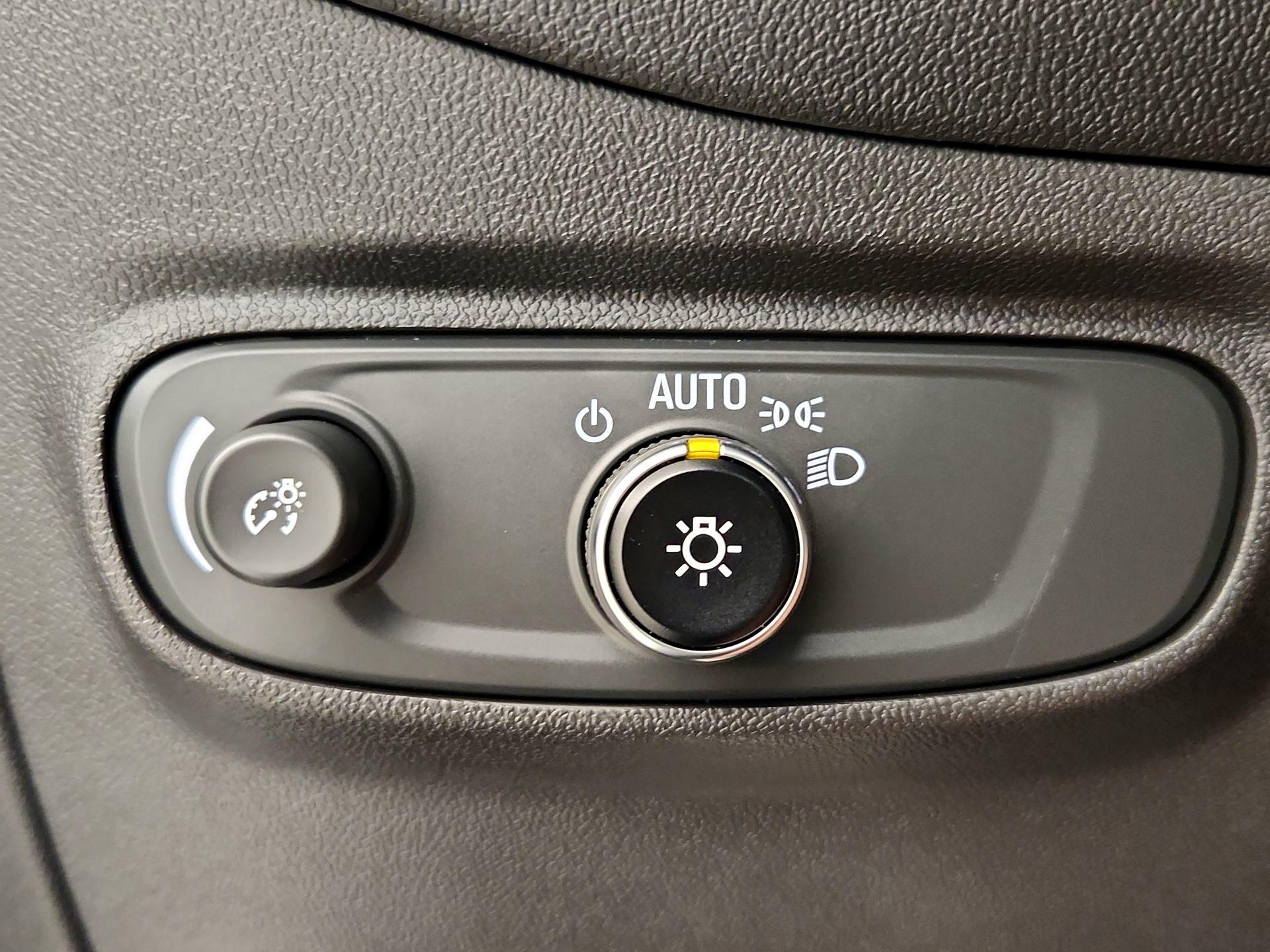 Thumbnail: 2024 Chevrolet Equinox - 13