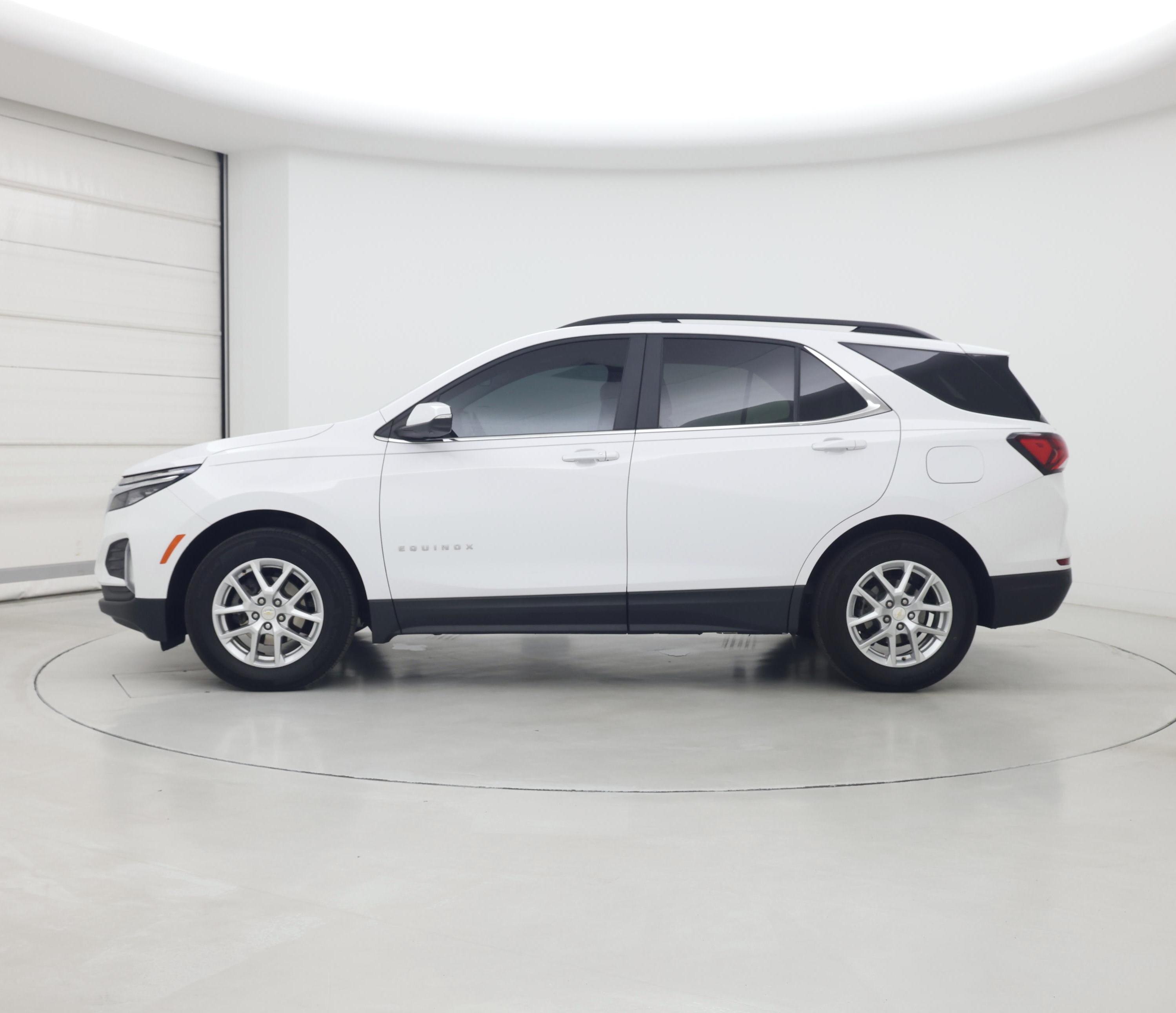 Thumbnail: 2024 Chevrolet Equinox - 3