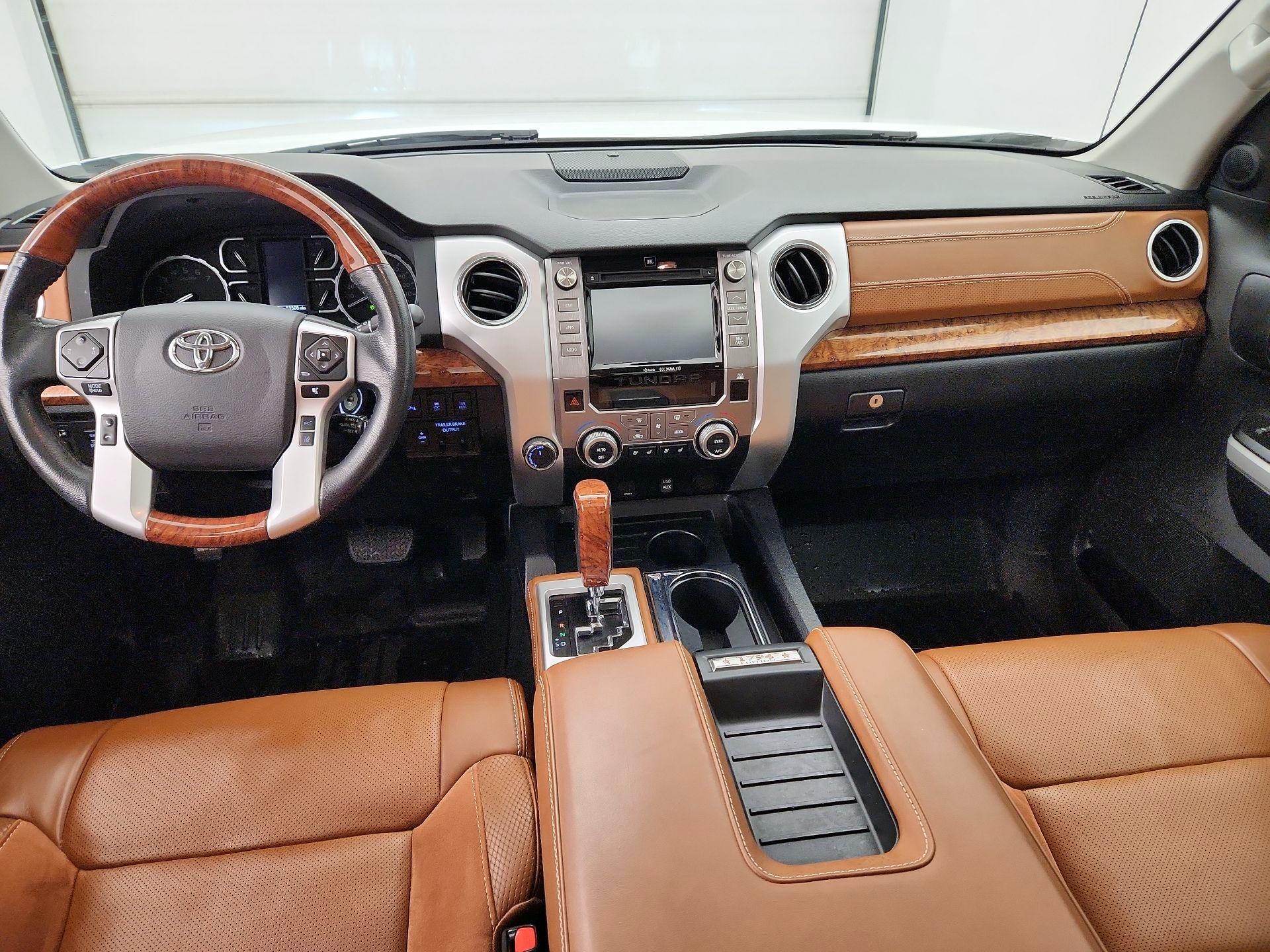 Thumbnail: 2018 Toyota Tundra - 9