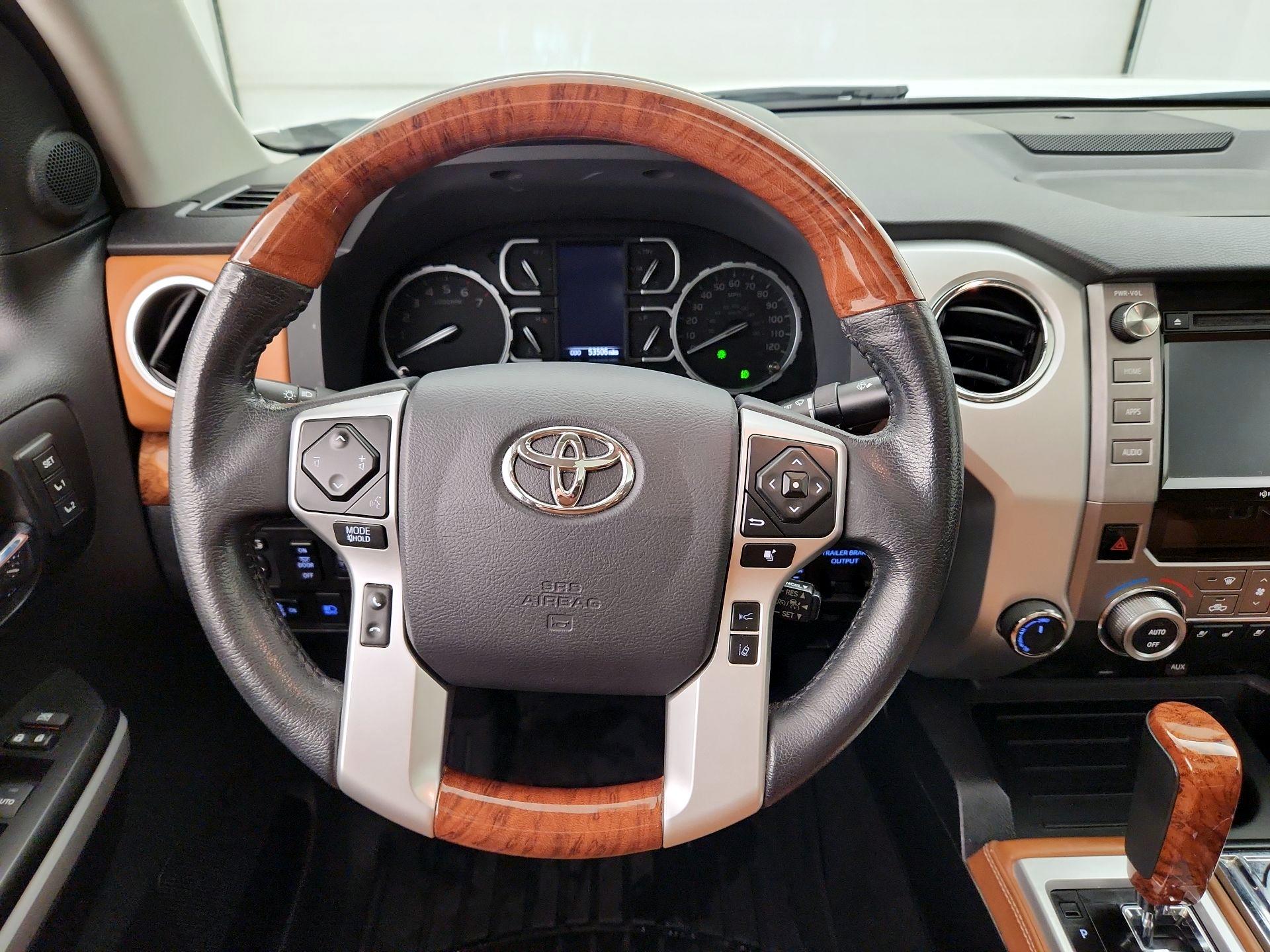 Thumbnail: 2018 Toyota Tundra - 10