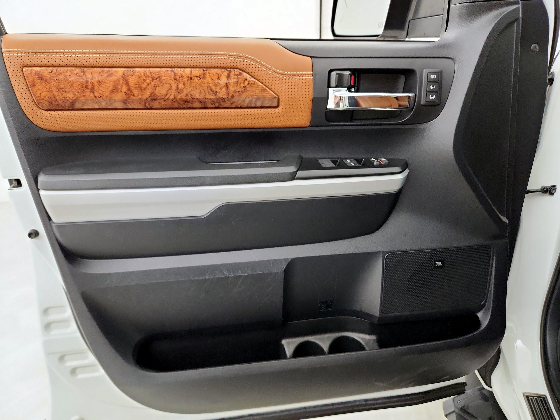 Thumbnail: 2018 Toyota Tundra - 12