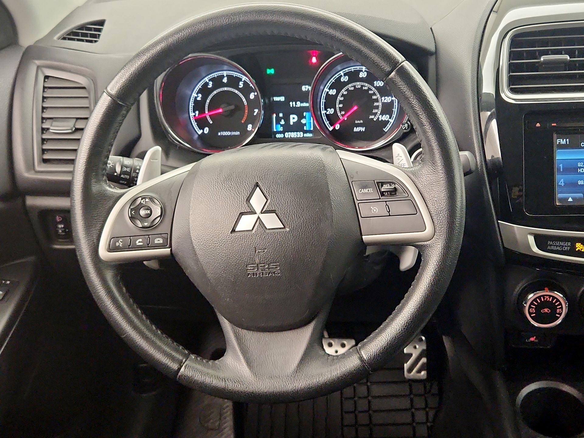 Thumbnail: 2015 Mitsubishi Outlander Sport - 10