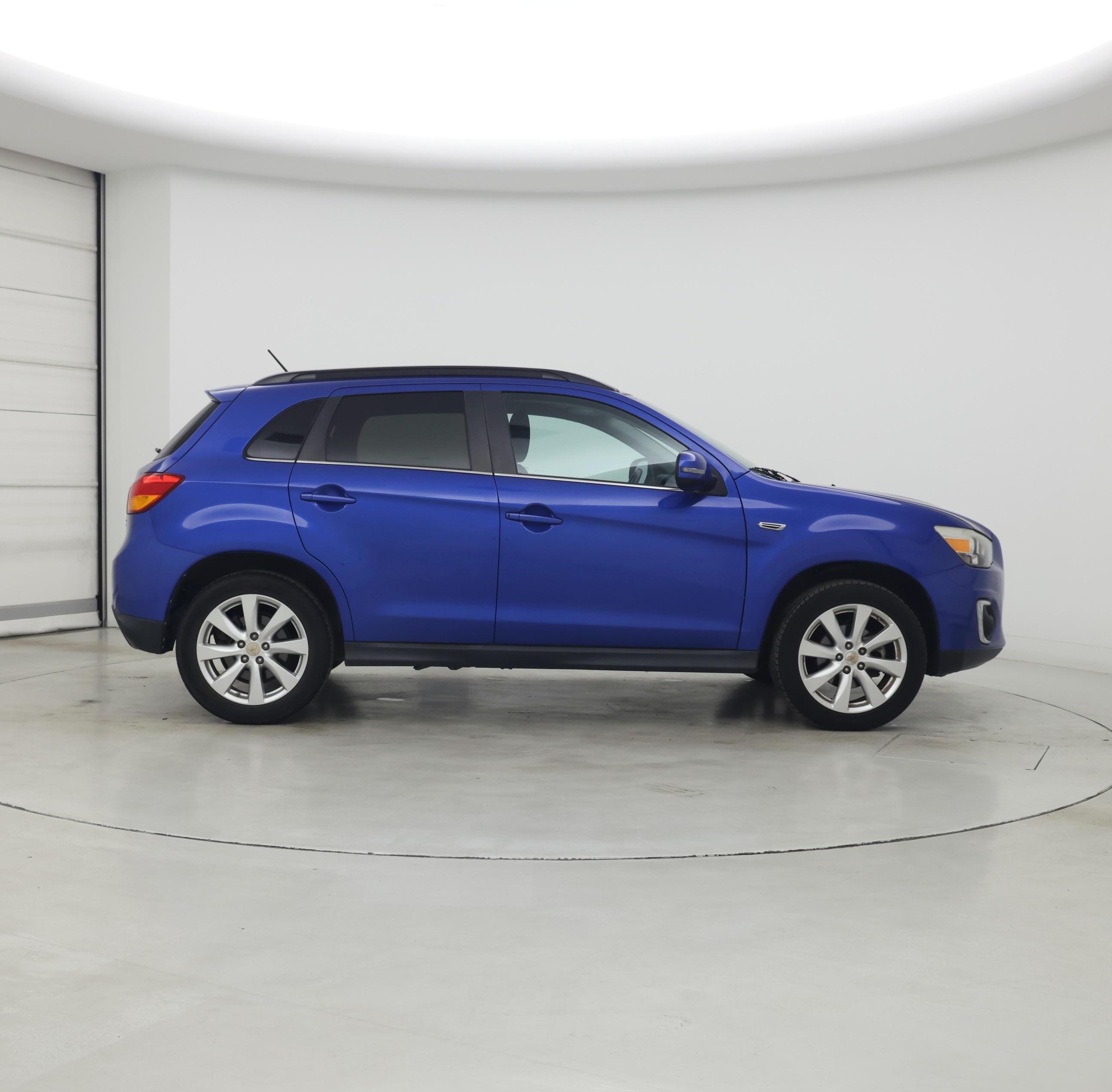 Thumbnail: 2015 Mitsubishi Outlander Sport - 7