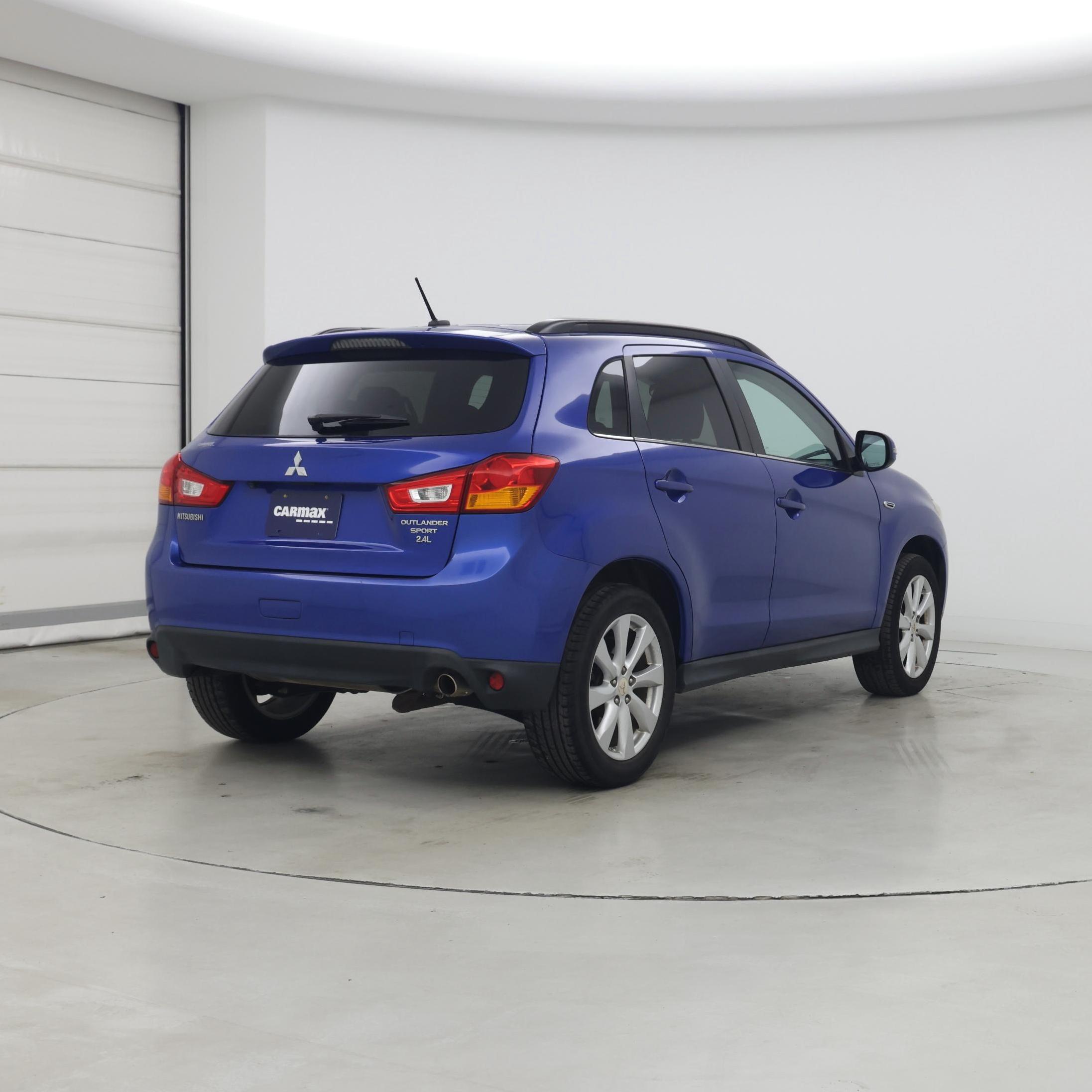 Thumbnail: 2015 Mitsubishi Outlander Sport - 8