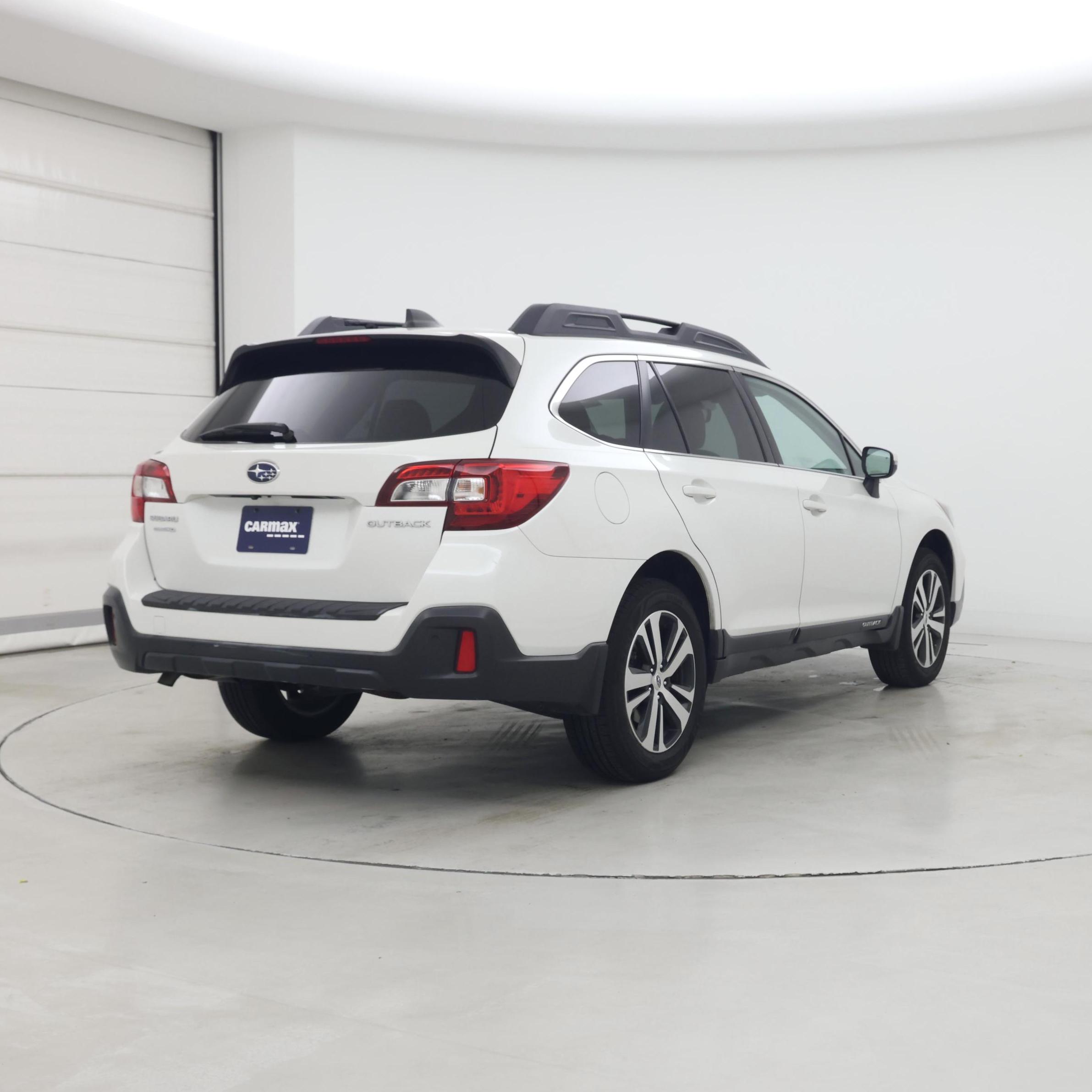 Thumbnail: 2018 Subaru Outback - 8