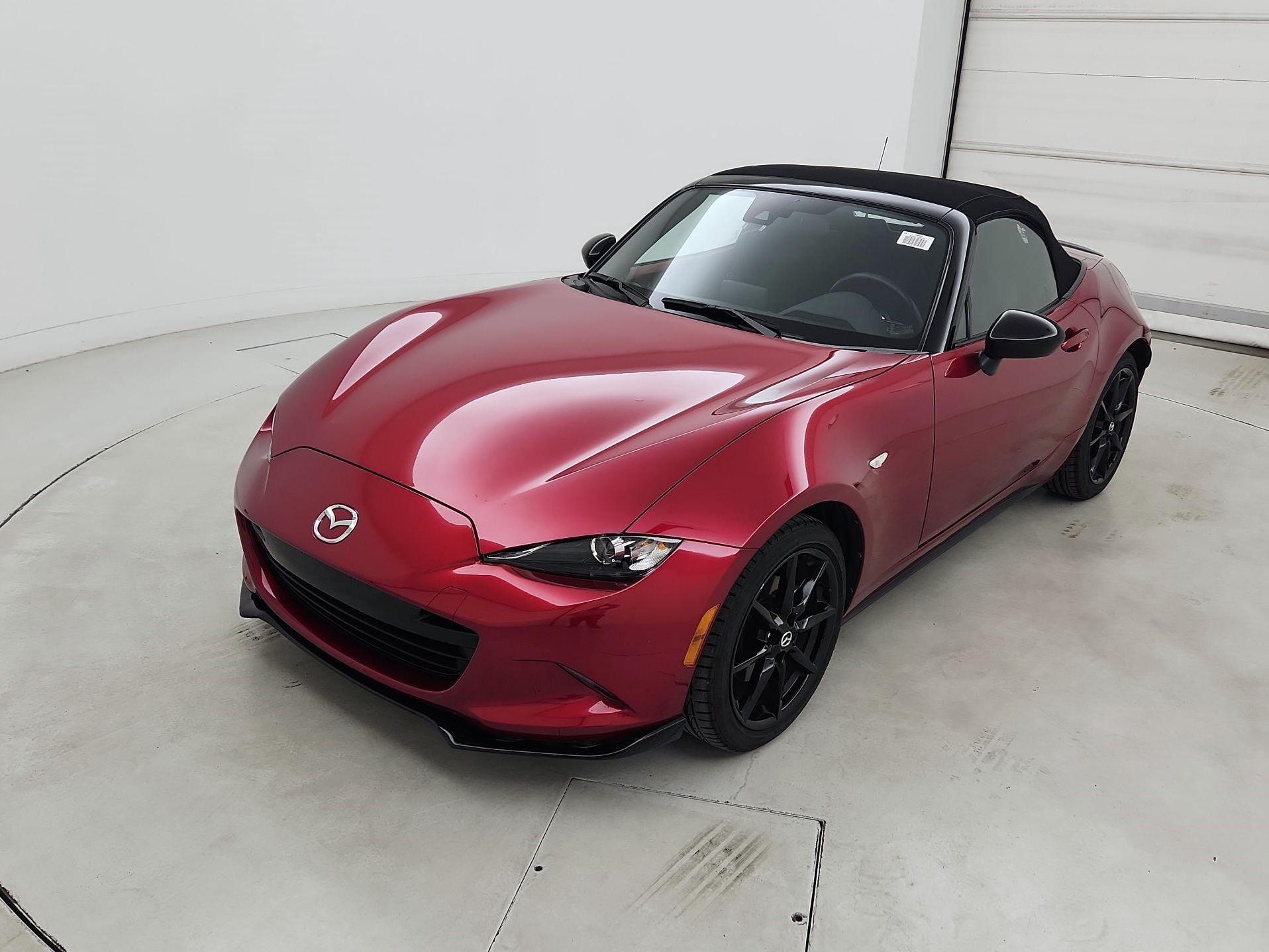 Thumbnail: 2023 Mazda MX-5 Miata - 3