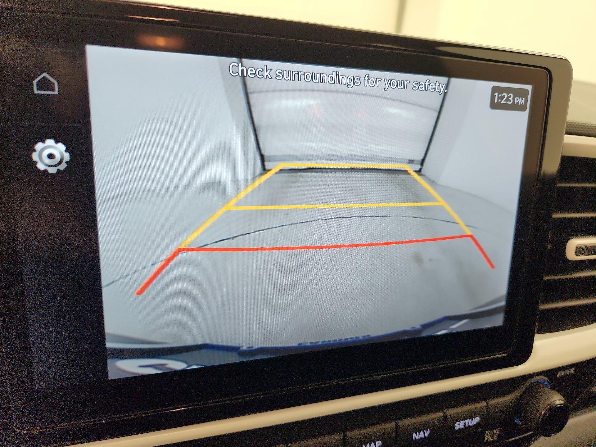 Thumbnail: 2023 Hyundai Venue - 15