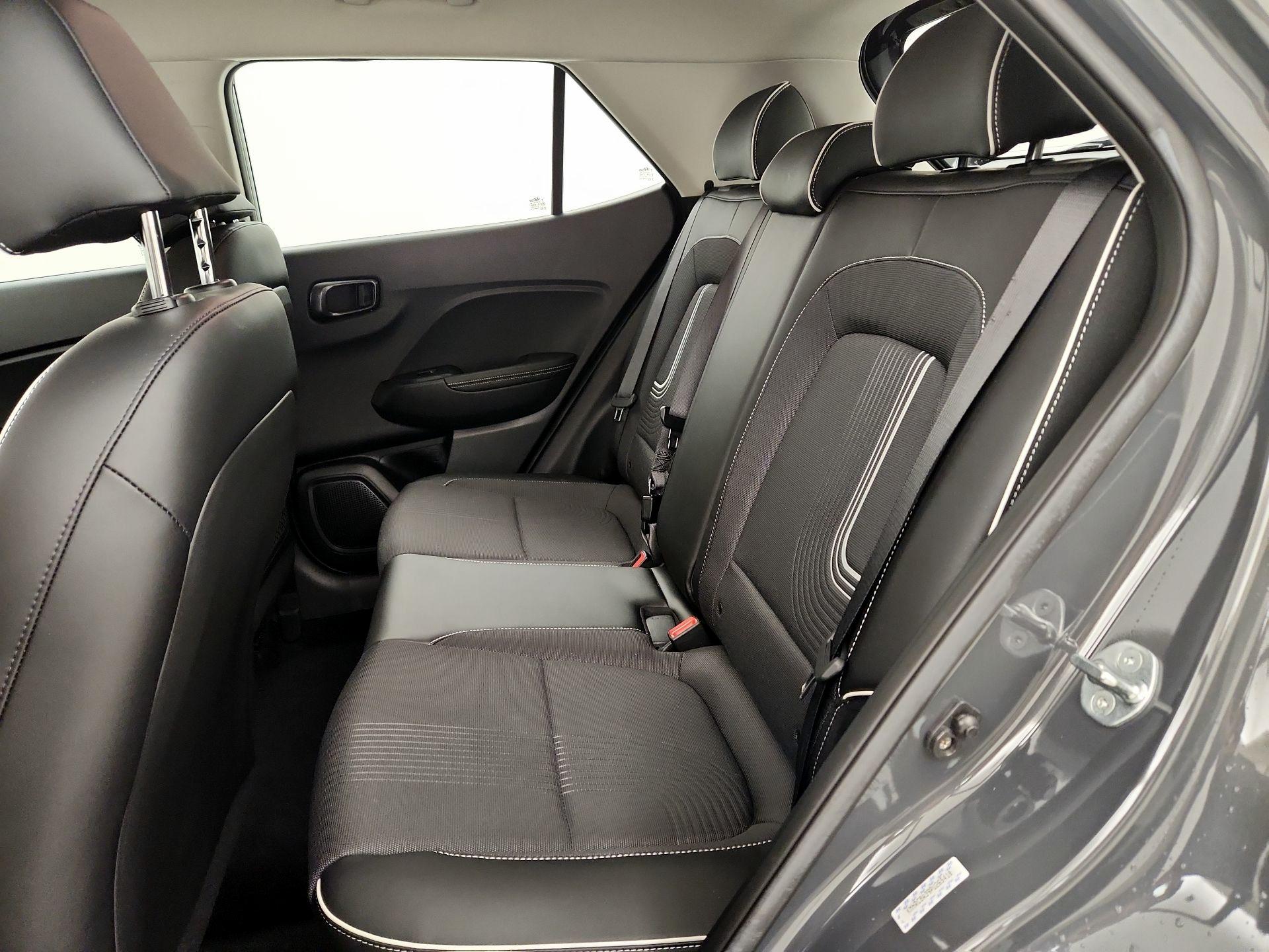 Thumbnail: 2023 Hyundai Venue - 20