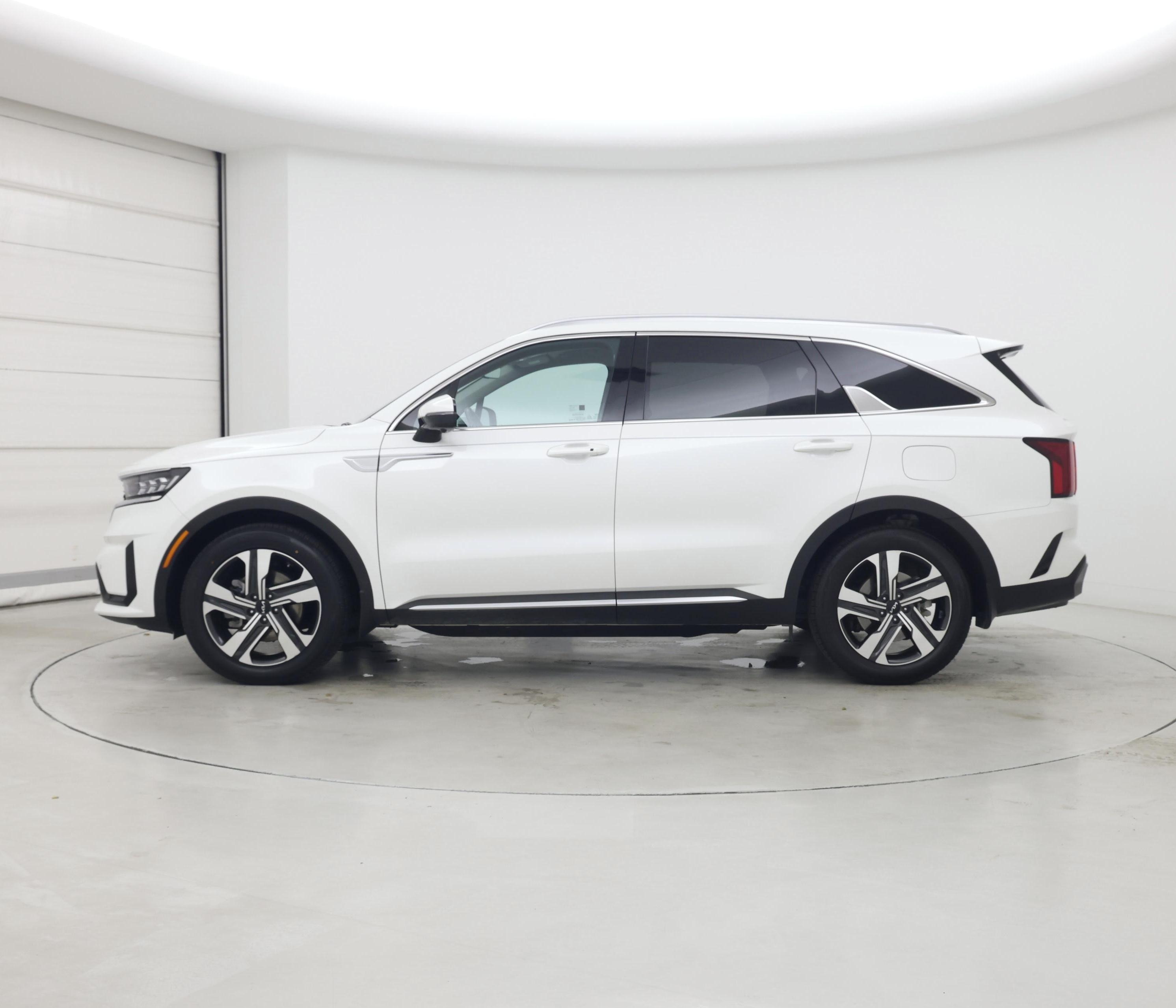 Thumbnail: 2023 Kia Sorento - 3