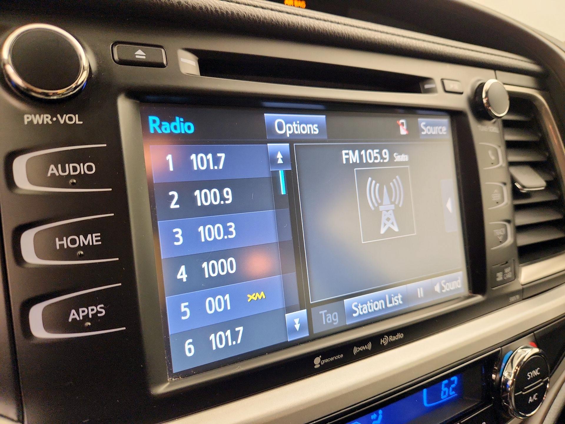 Thumbnail: 2017 Toyota Highlander - 15