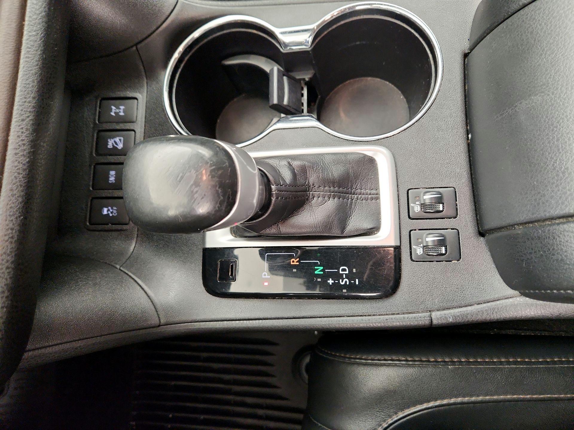 Thumbnail: 2017 Toyota Highlander - 17