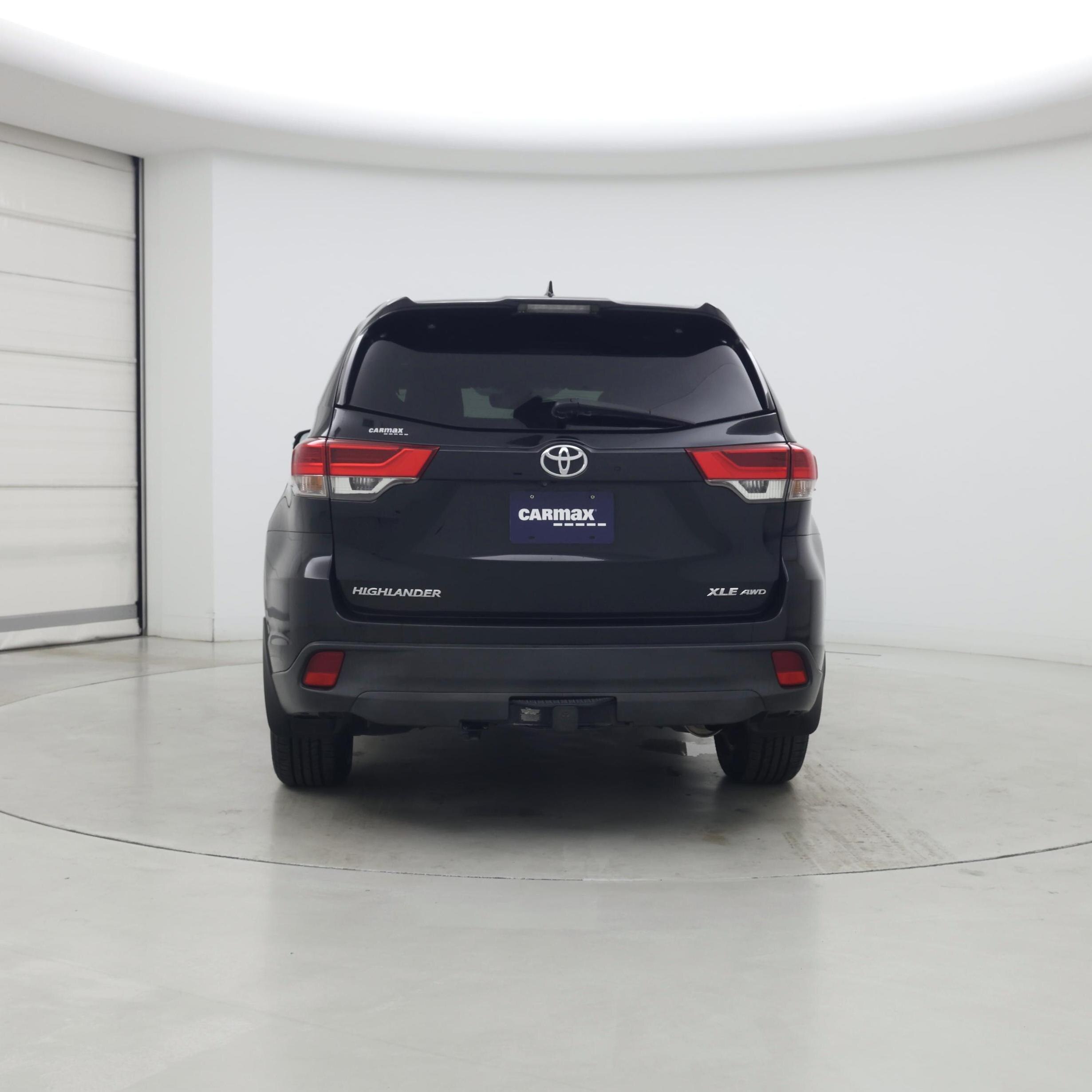 Thumbnail: 2017 Toyota Highlander - 6