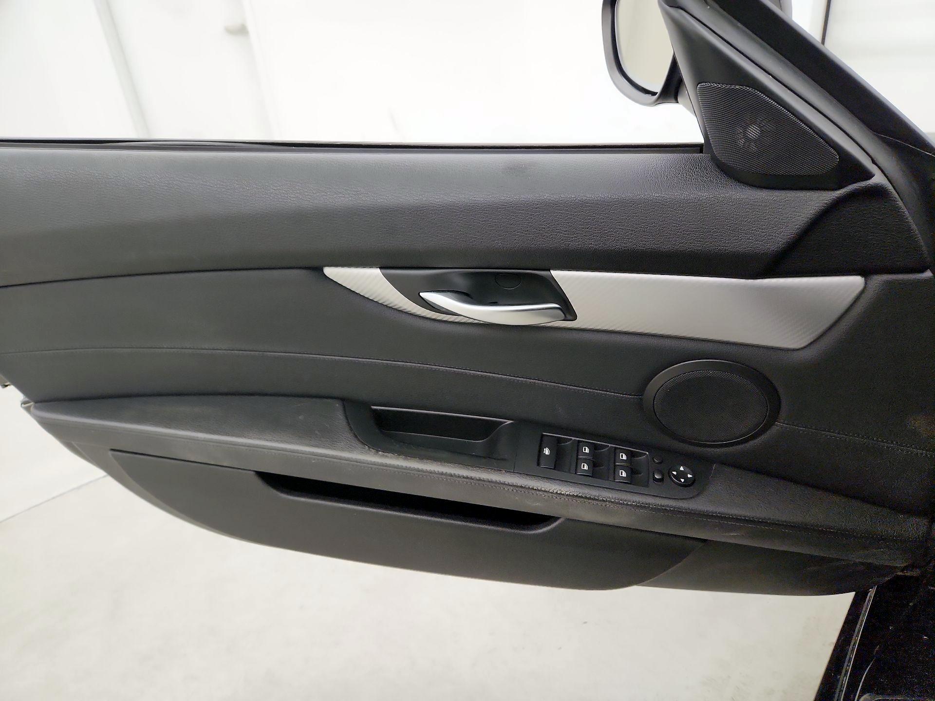 Thumbnail: 2016 BMW Z4 - 12