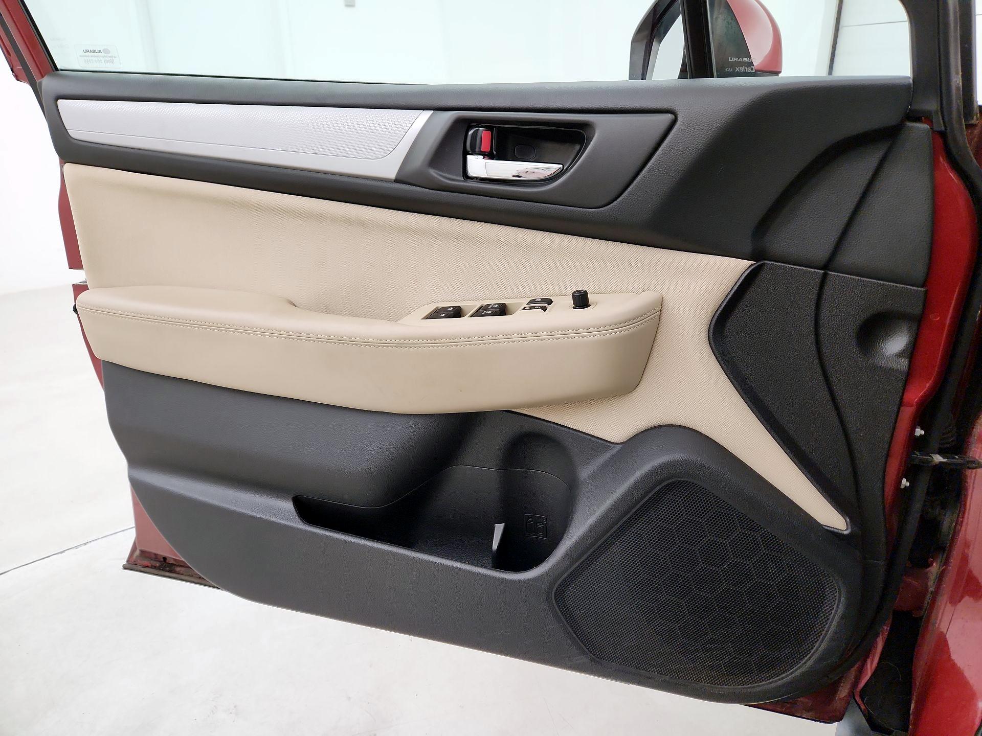 Thumbnail: 2017 Subaru Outback - 12