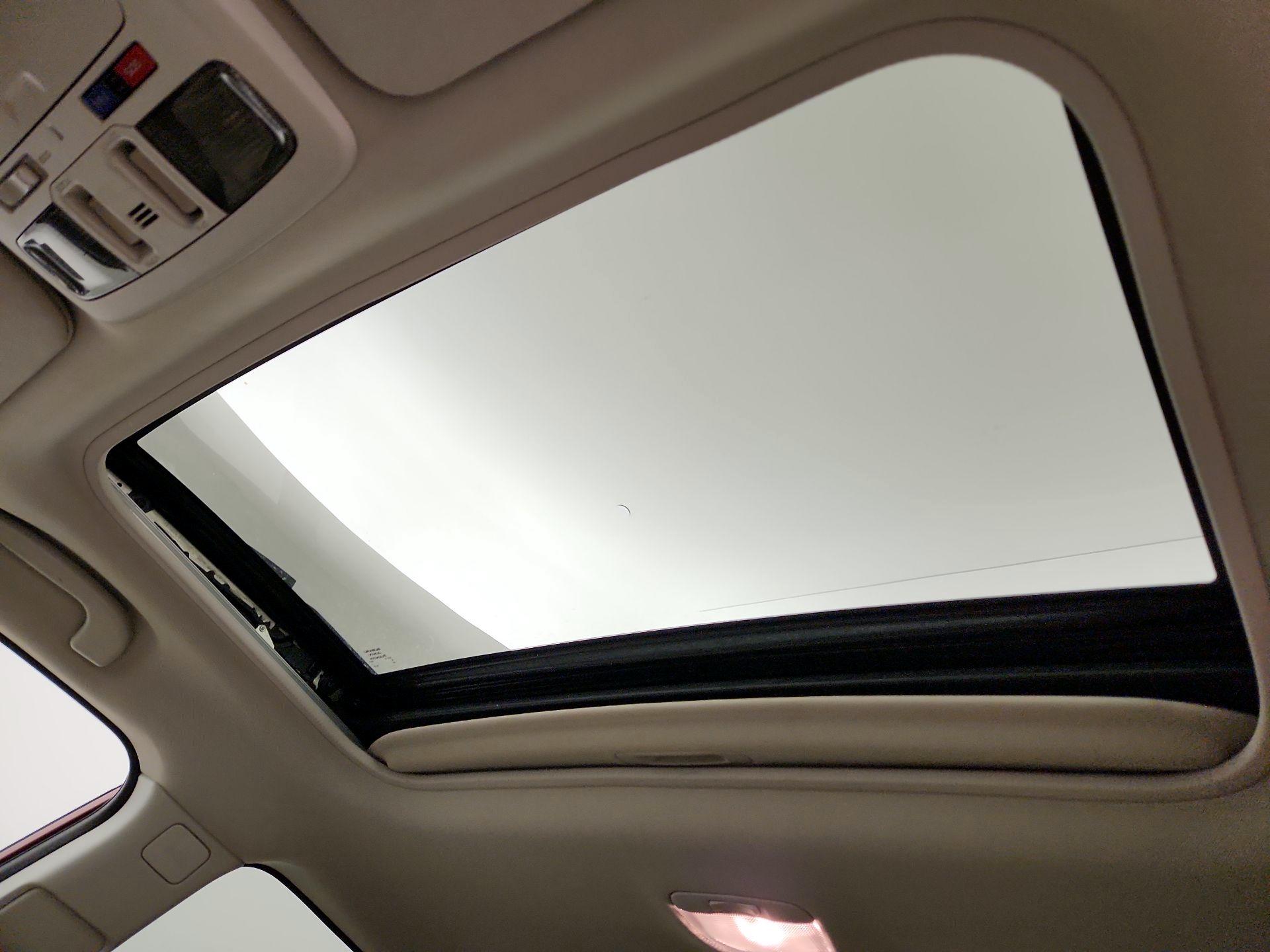 Thumbnail: 2017 Subaru Outback - 19