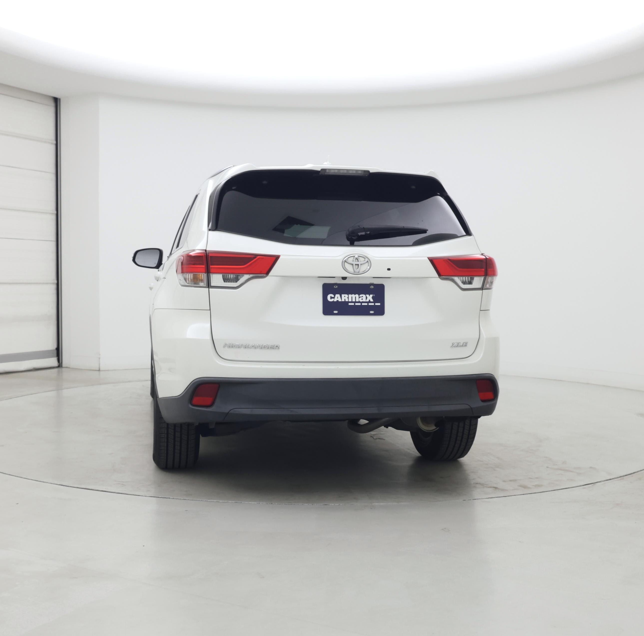 Thumbnail: 2019 Toyota Highlander - 6