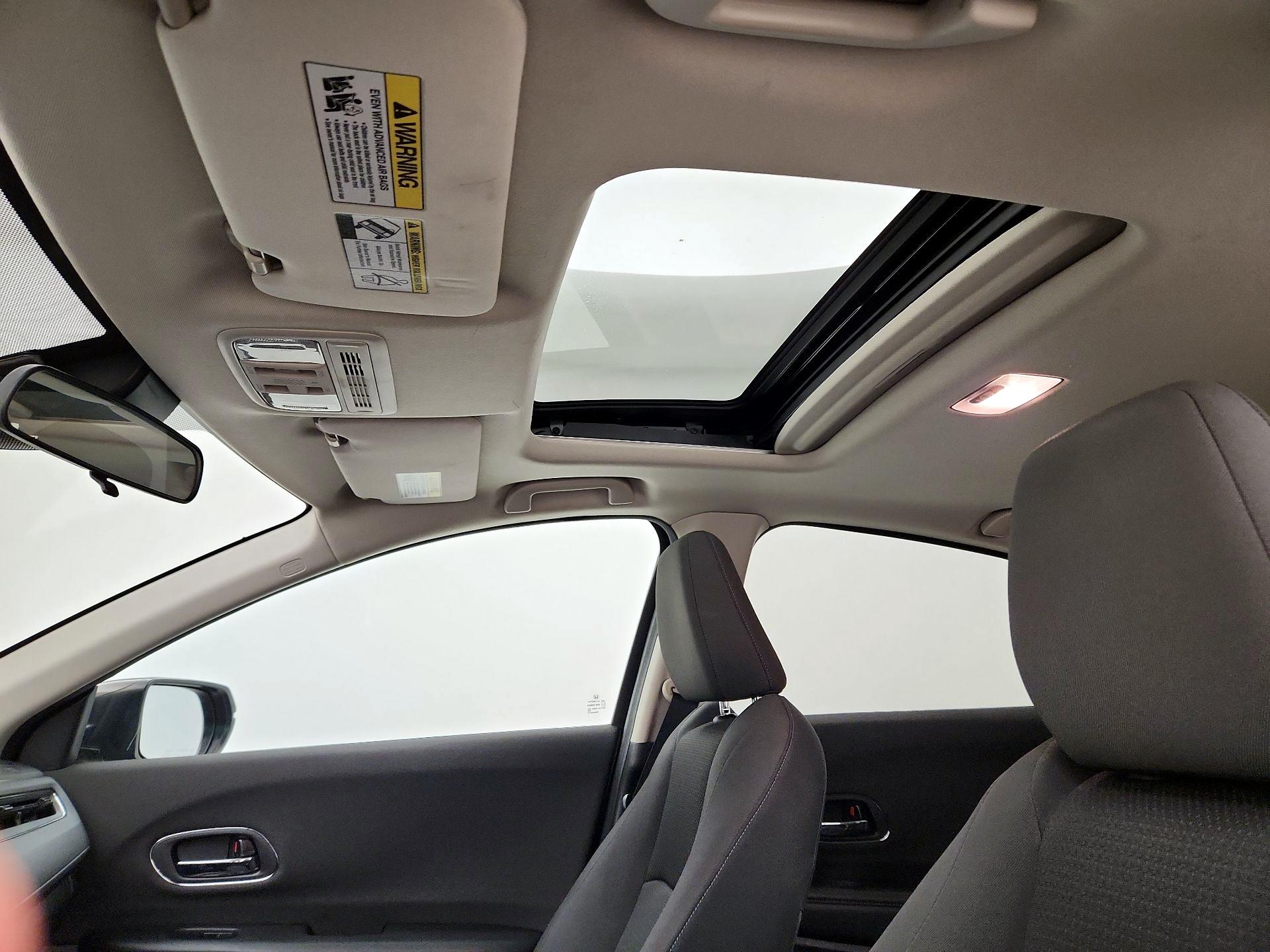 Thumbnail: 2019 Honda HR-V - 19