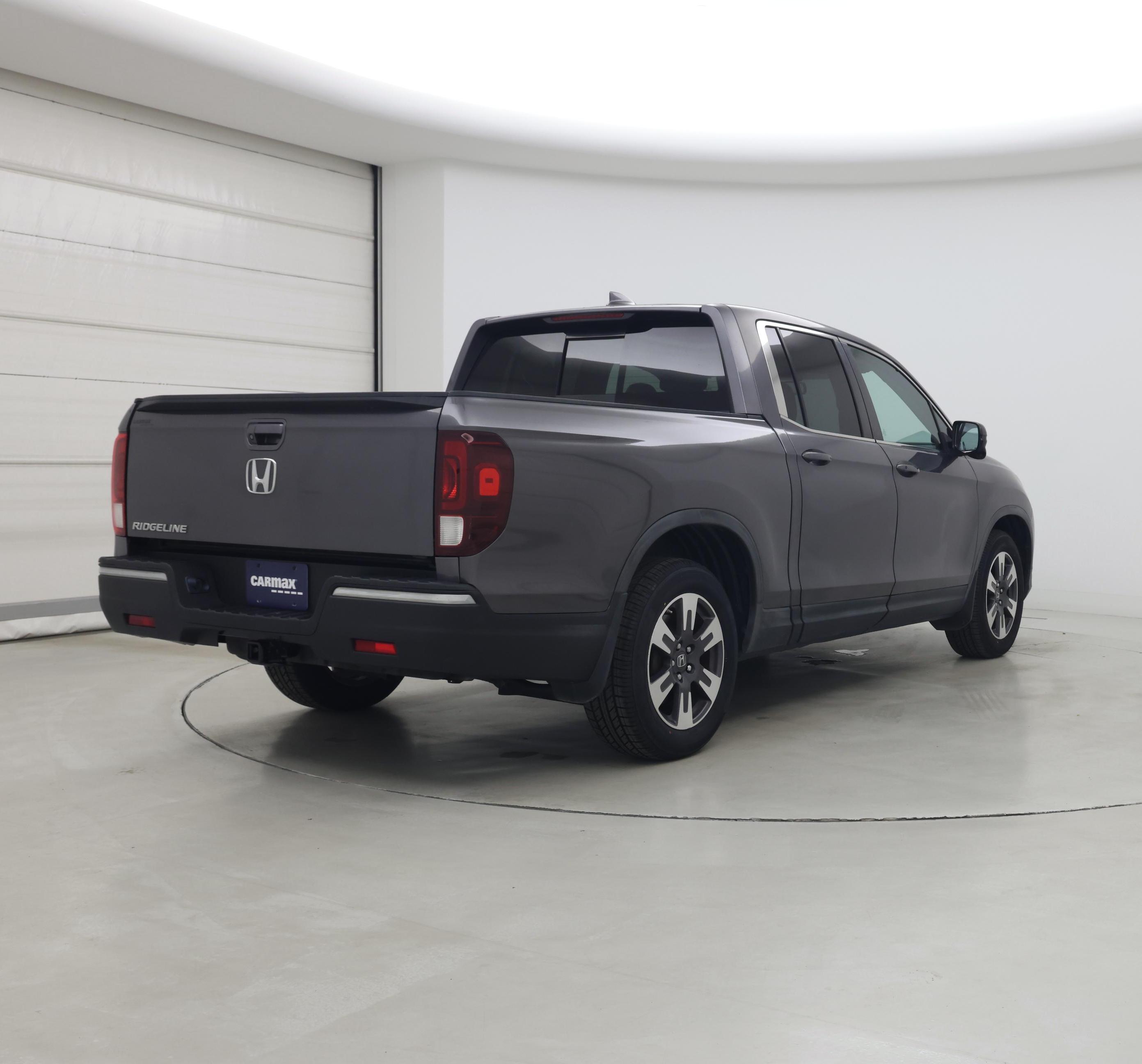 Thumbnail: 2019 Honda Ridgeline - 8