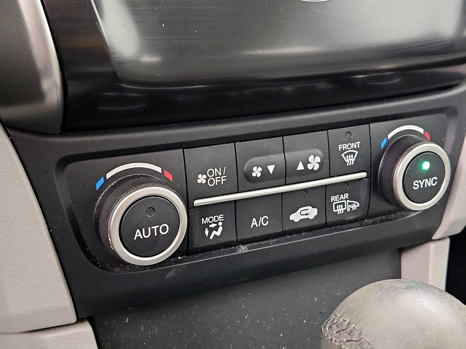 Thumbnail: 2018 Acura ILX - 16