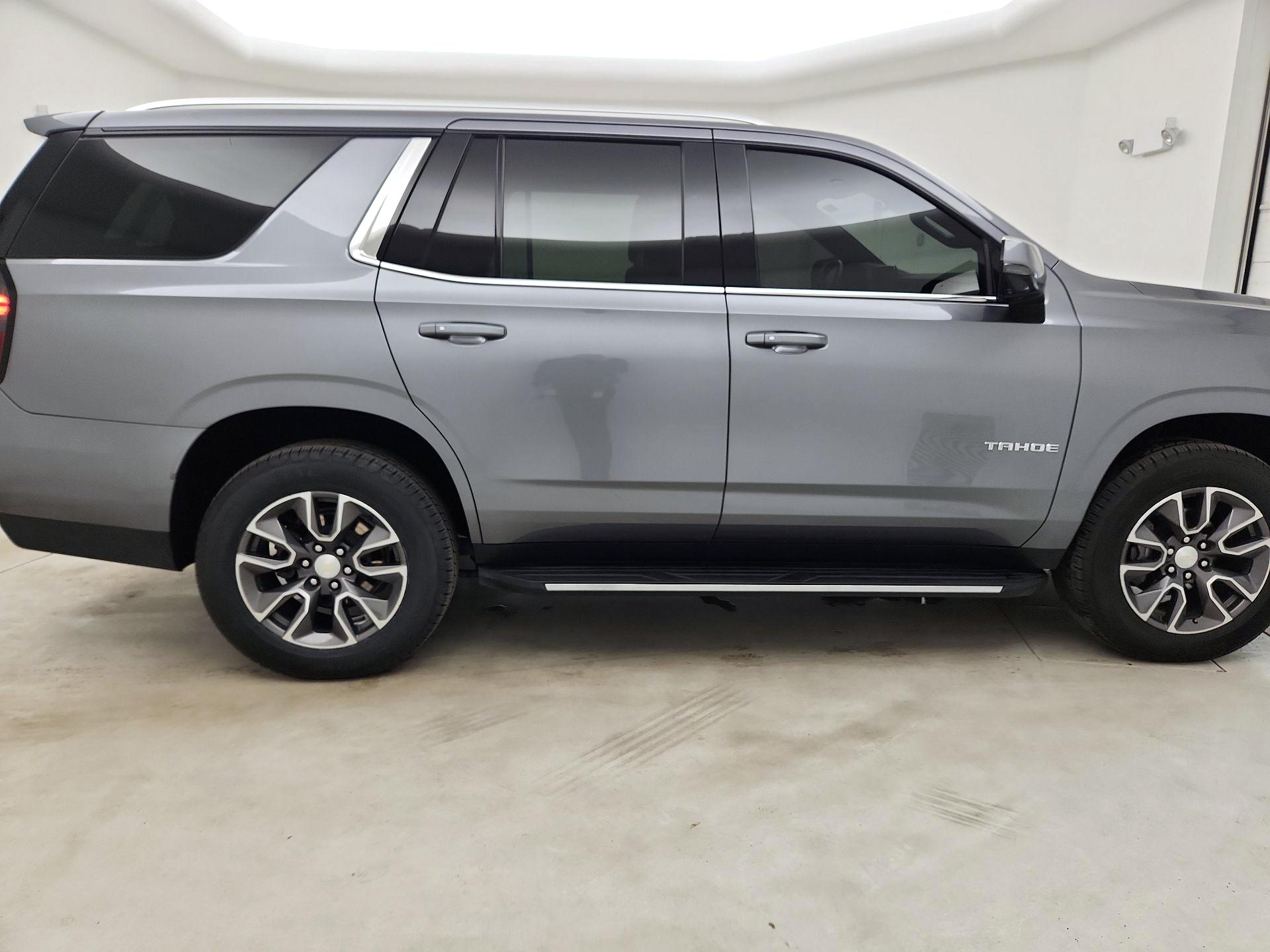 Thumbnail: 2022 Chevrolet Tahoe - 4