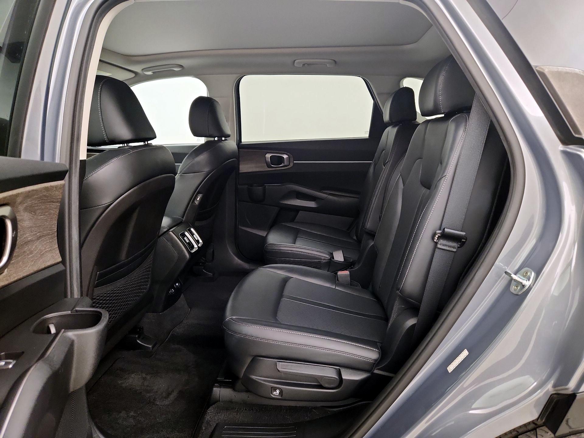 Thumbnail: 2021 Kia Sorento - 20