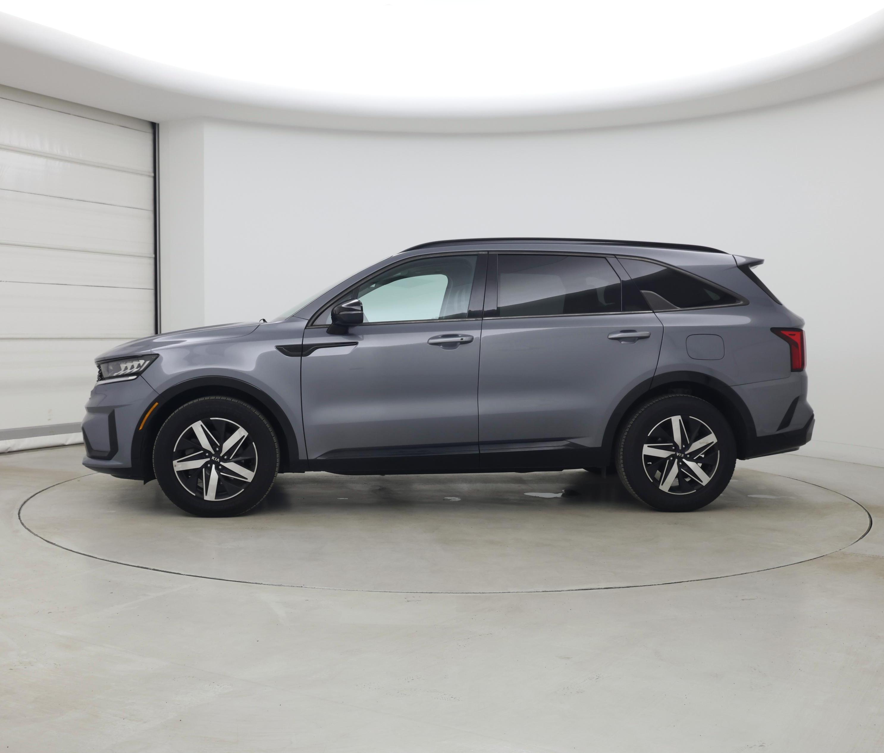 Thumbnail: 2021 Kia Sorento - 3