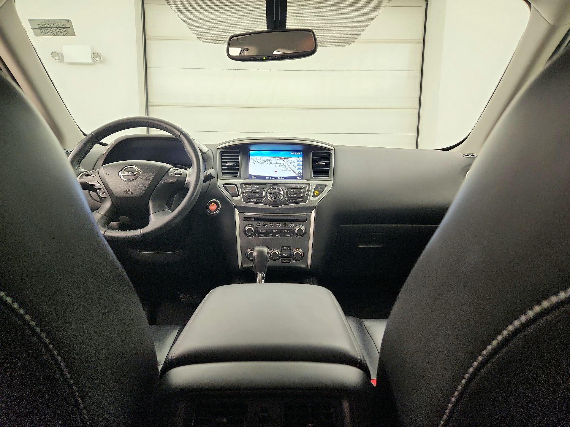 Thumbnail: 2018 Nissan Pathfinder - 9