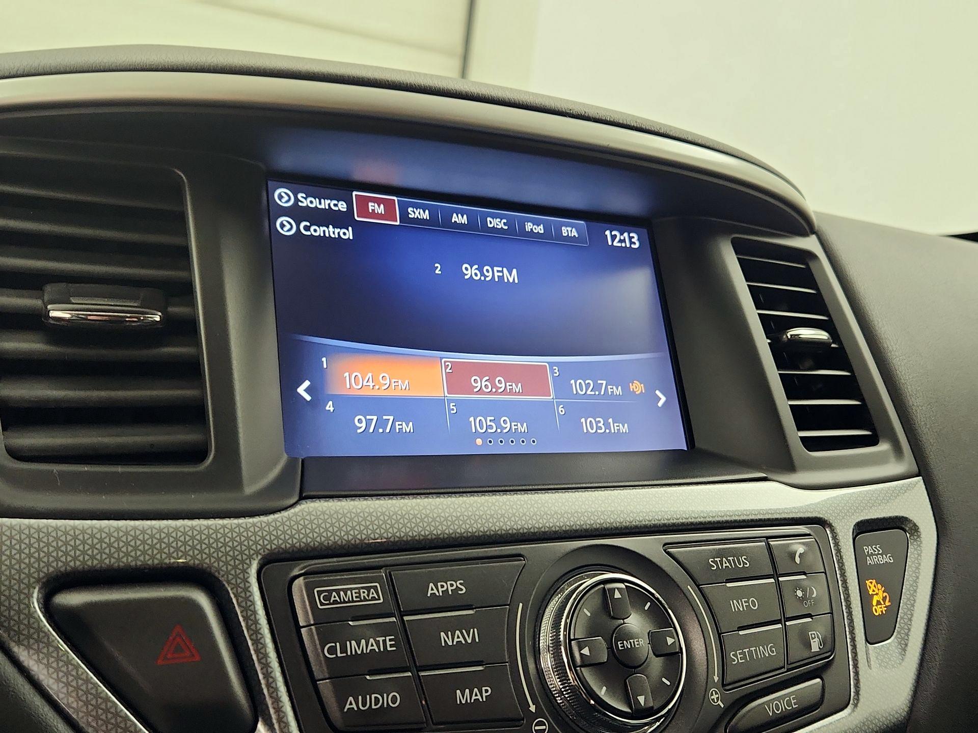 Thumbnail: 2018 Nissan Pathfinder - 16