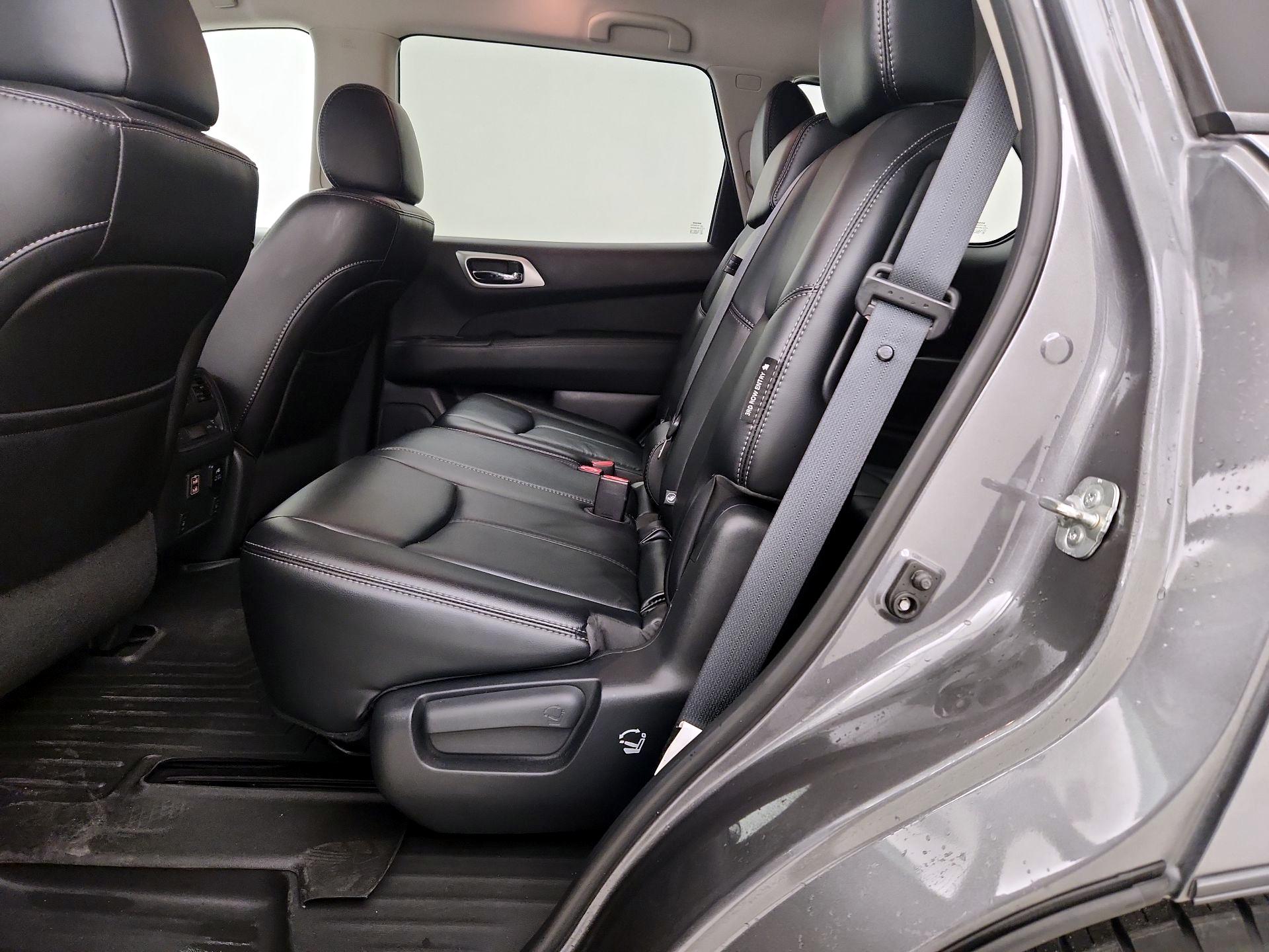 Thumbnail: 2018 Nissan Pathfinder - 20