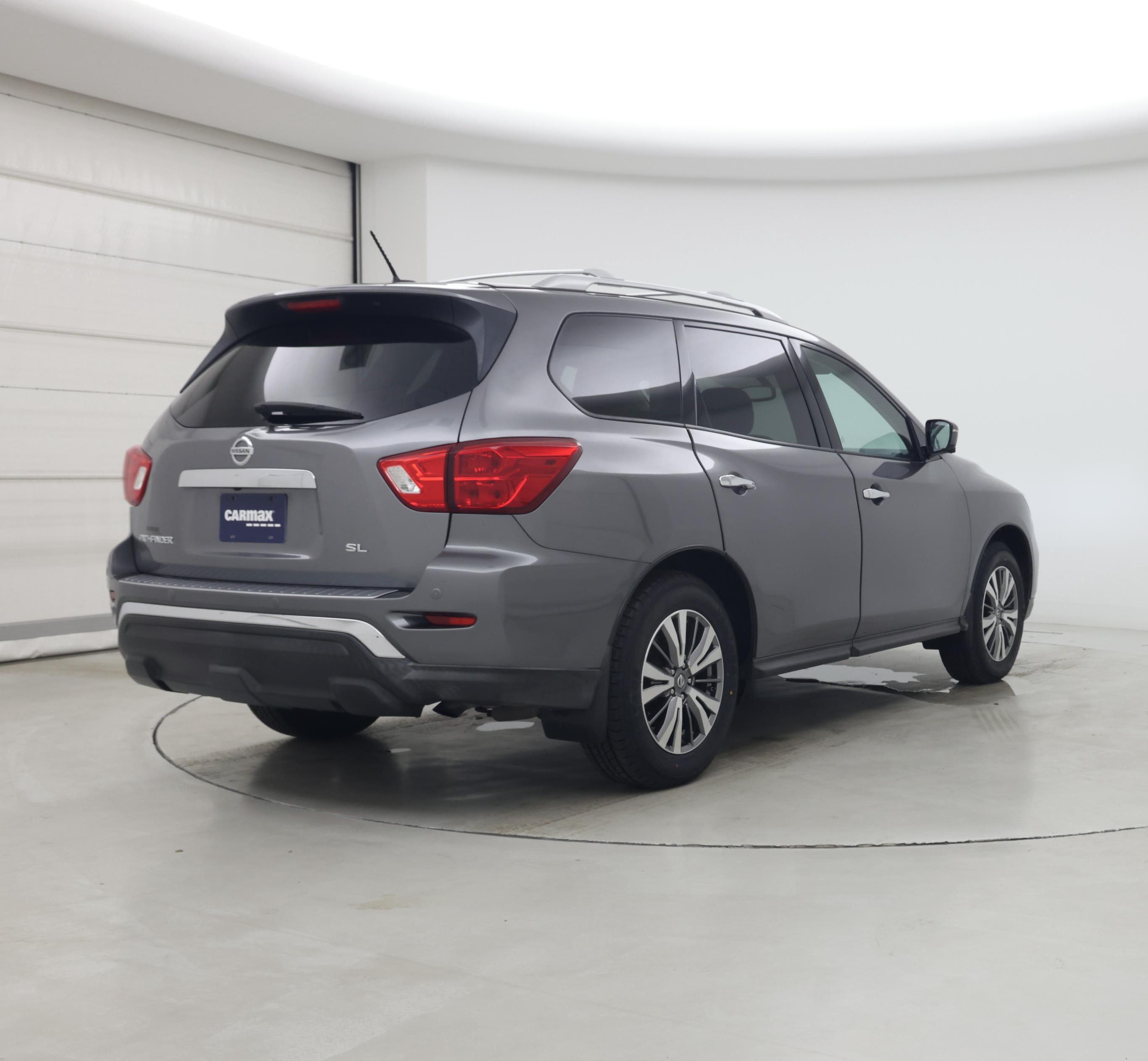 Thumbnail: 2018 Nissan Pathfinder - 8