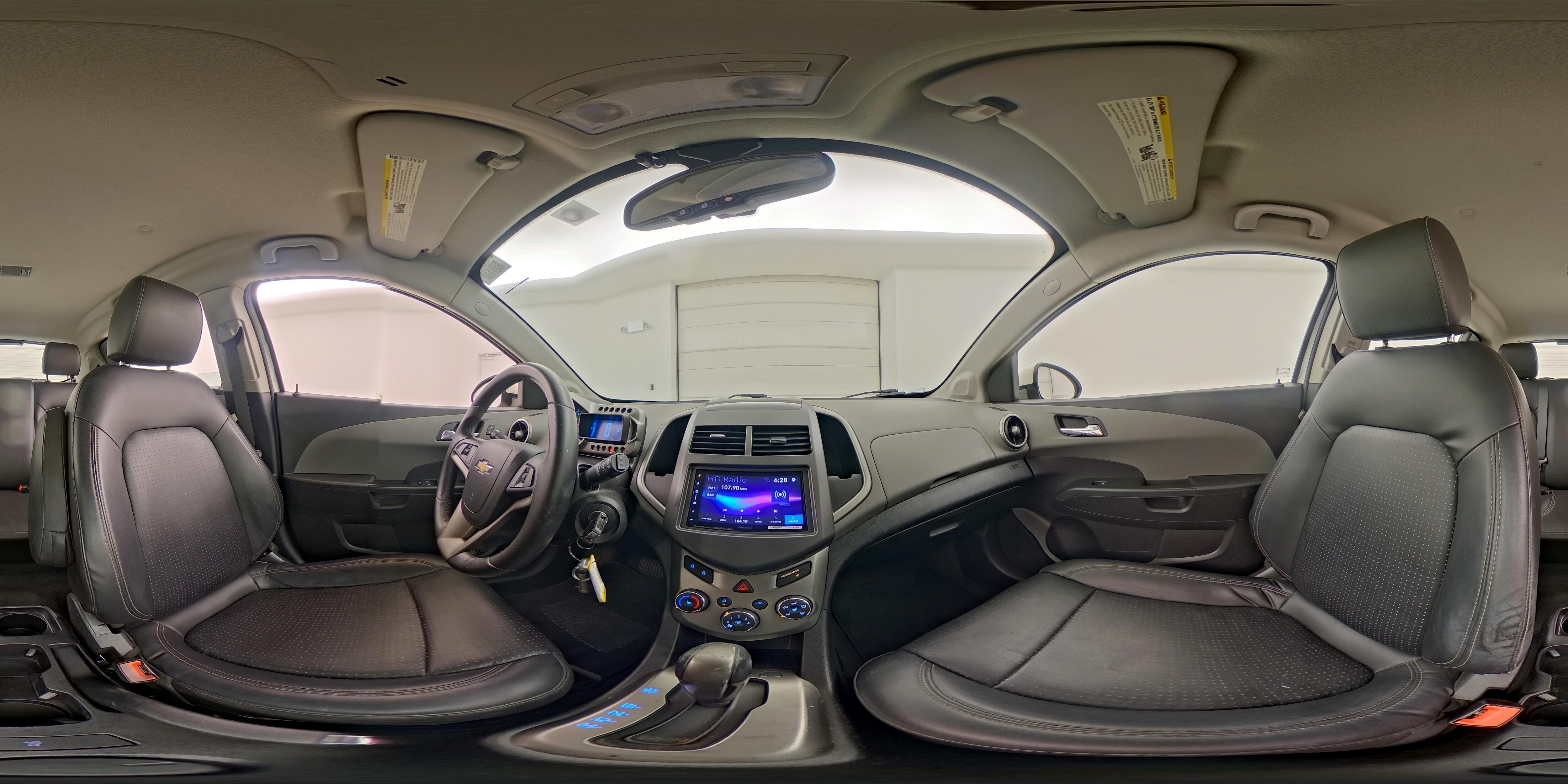 2015 Chevrolet Sonic LTZ - Photo 24
