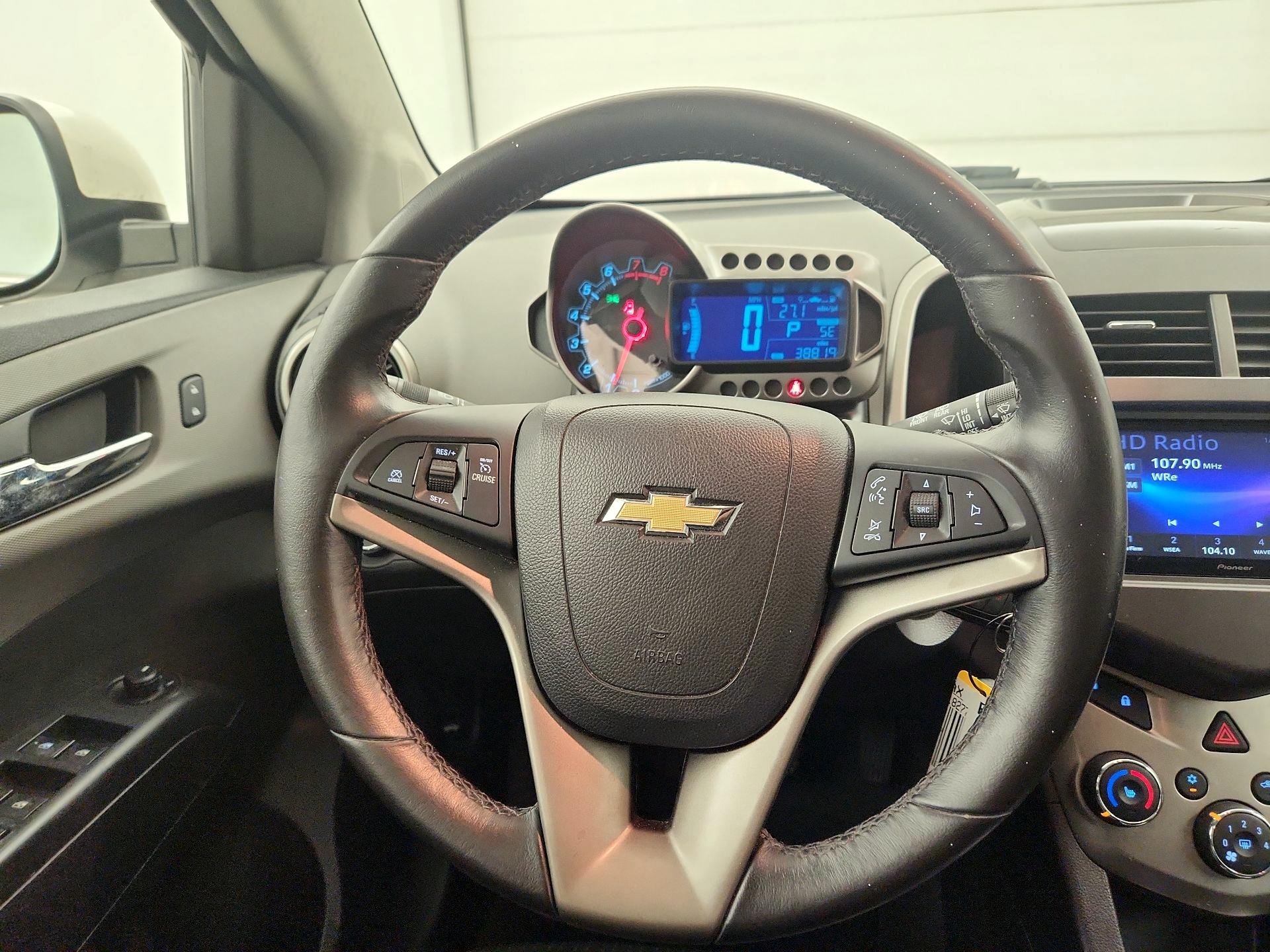 Thumbnail: 2015 Chevrolet Sonic - 10