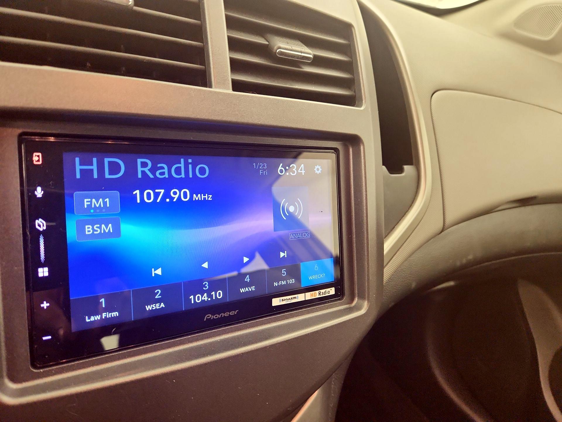 Thumbnail: 2015 Chevrolet Sonic - 15