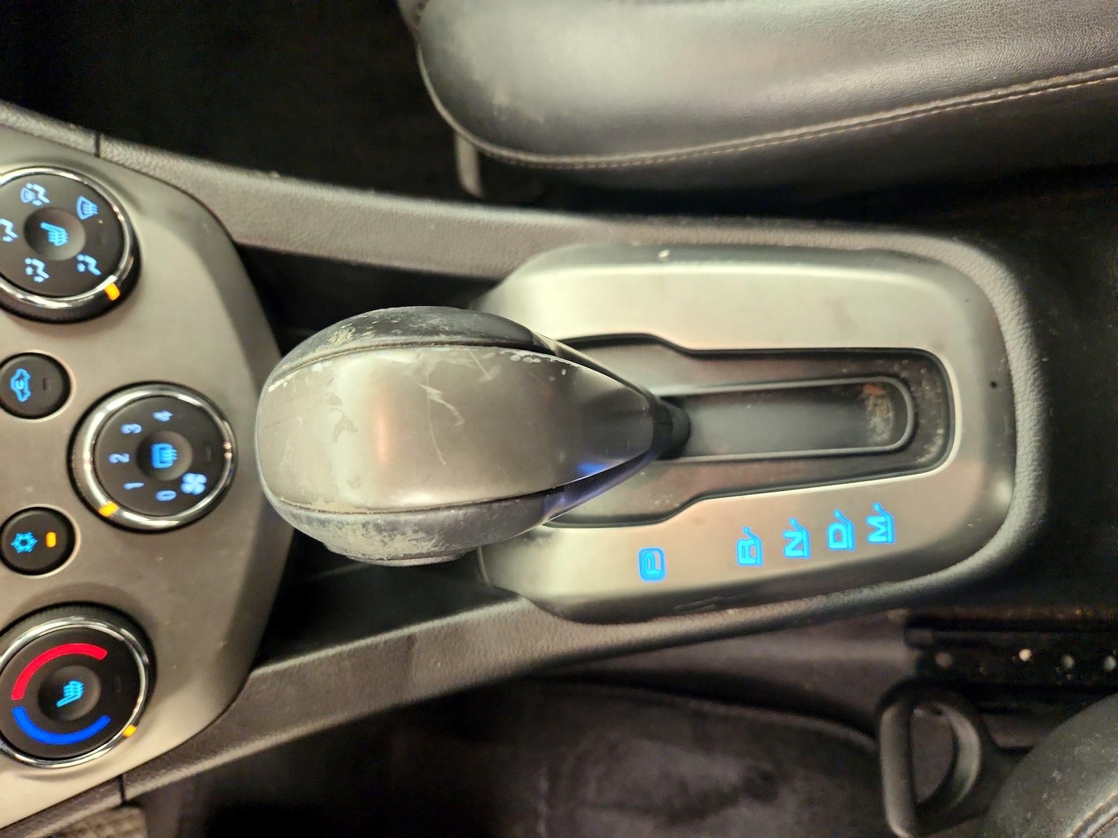 2015 Chevrolet Sonic LTZ - Photo 18