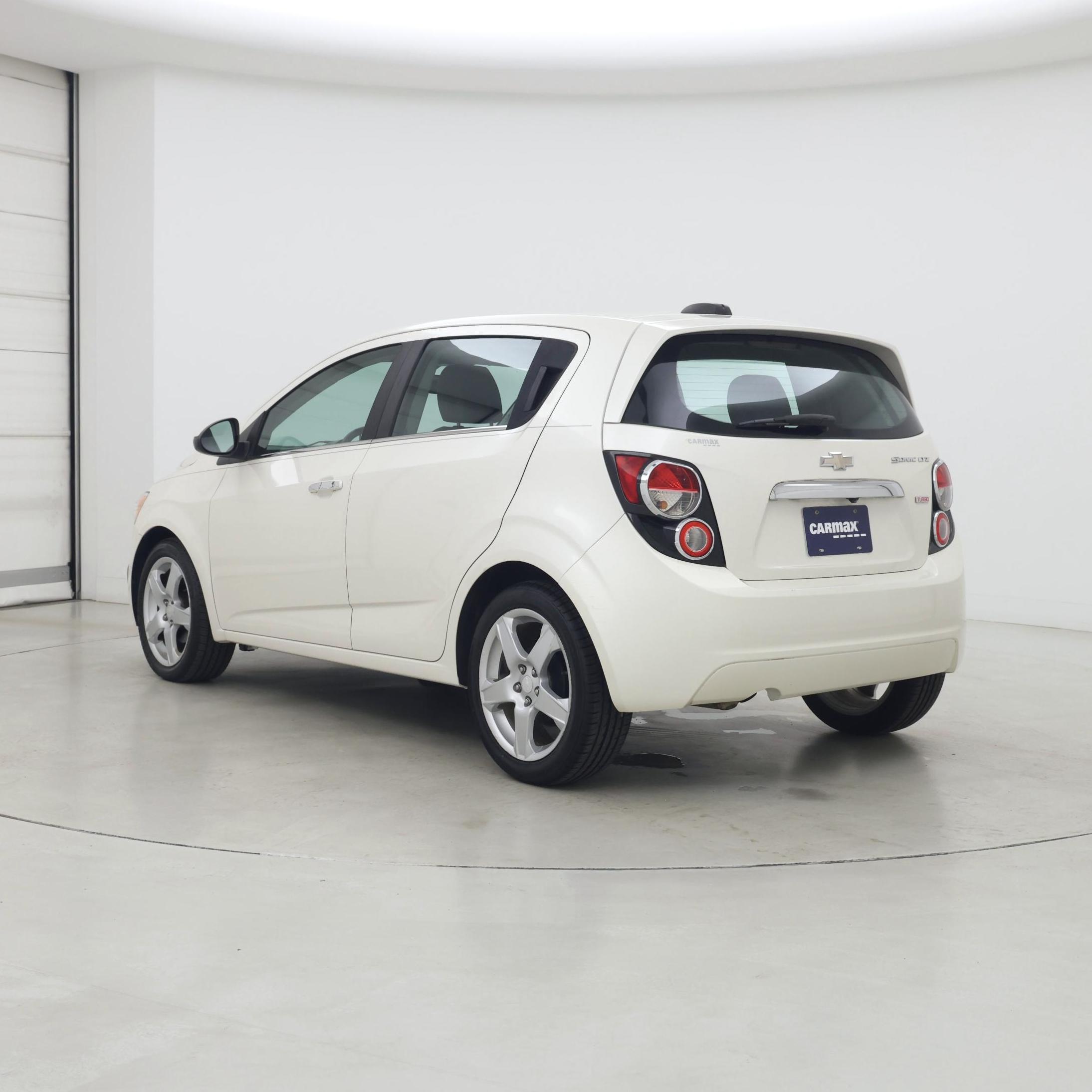 Thumbnail: 2015 Chevrolet Sonic - 2