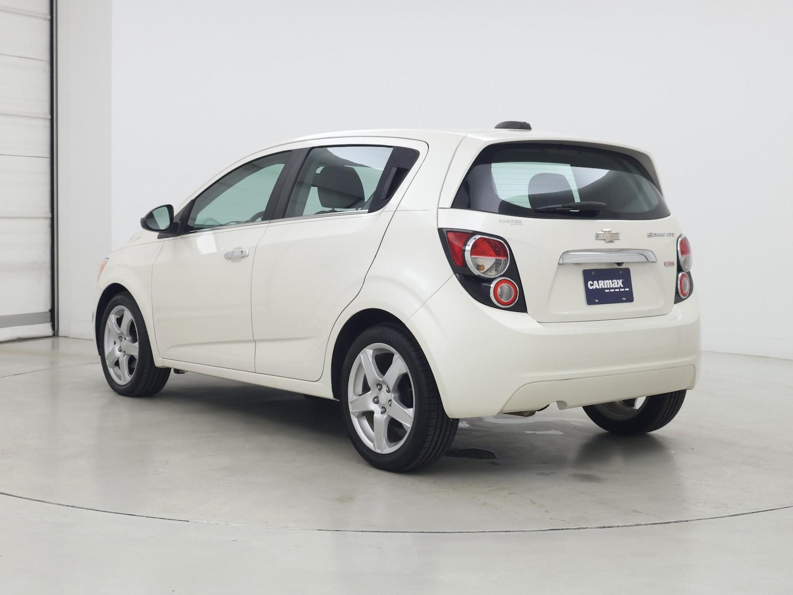 2015 Chevrolet Sonic LTZ - Photo 3