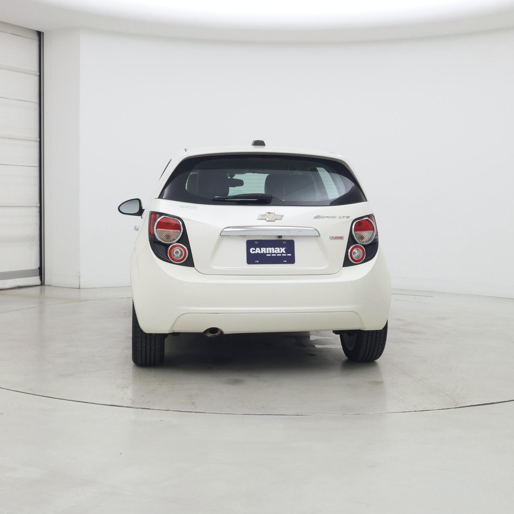 Thumbnail: 2015 Chevrolet Sonic - 6