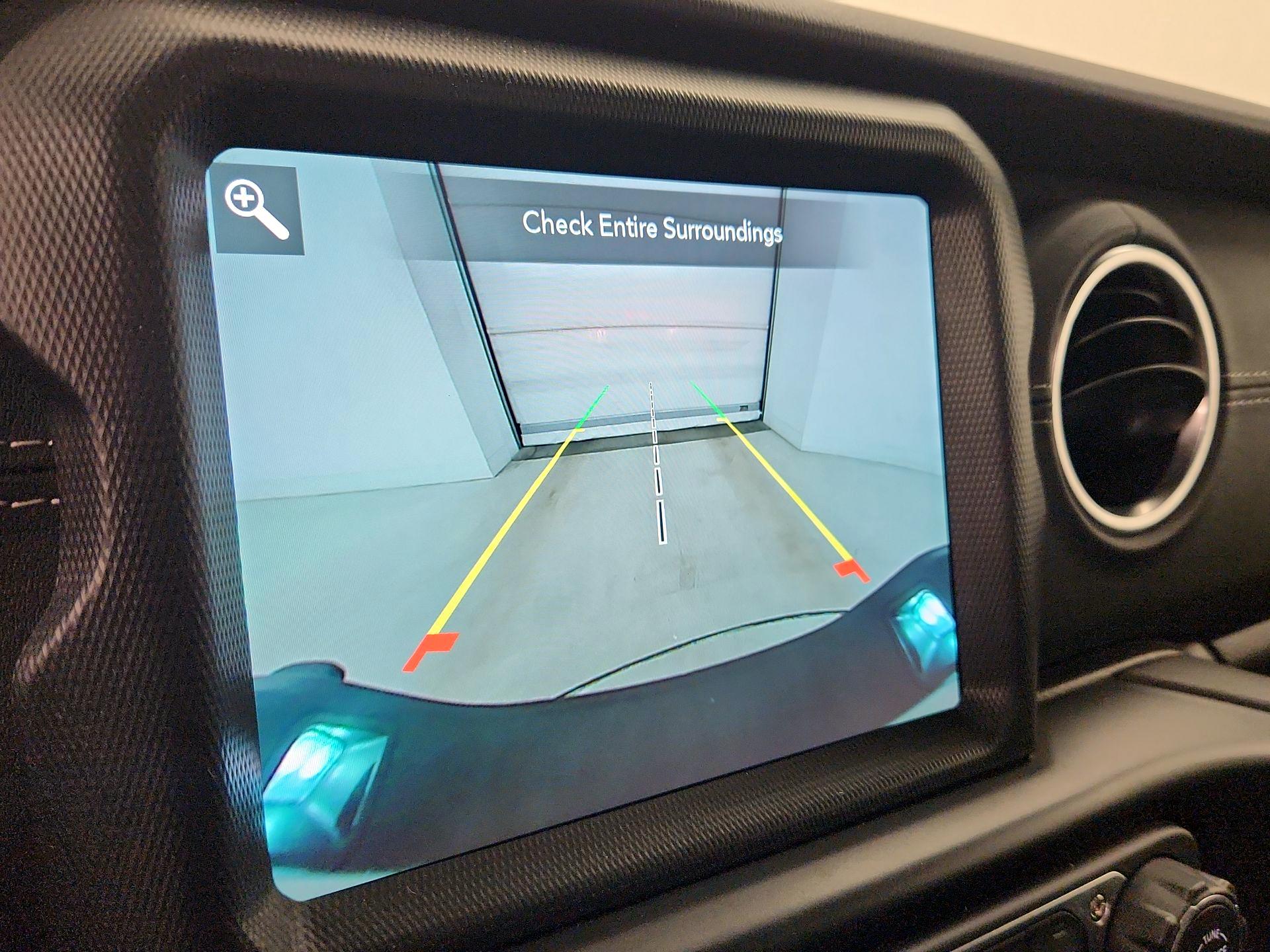 Thumbnail: 2022 Jeep Gladiator - 15