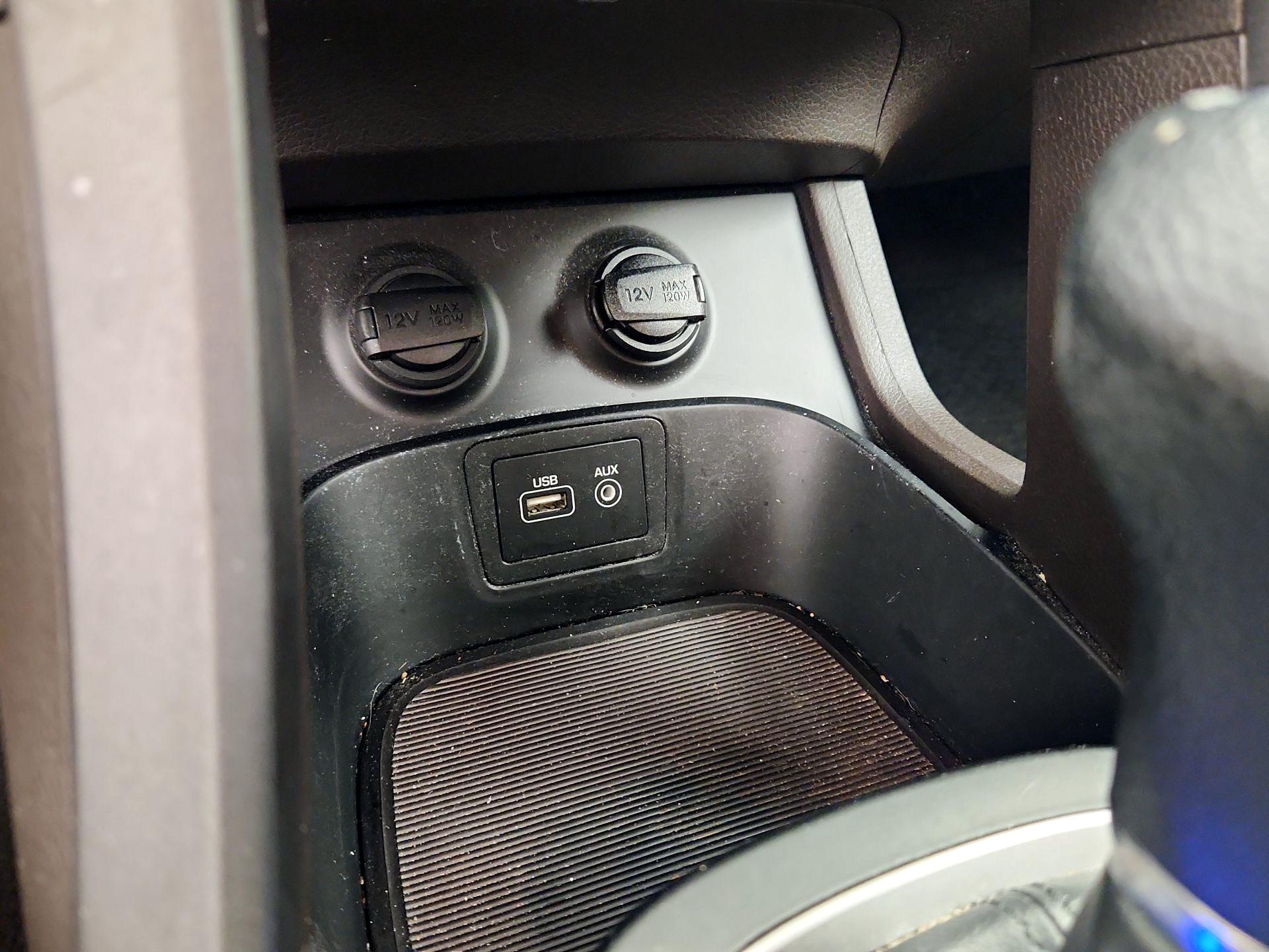 Thumbnail: 2018 Hyundai Santa Fe - 18