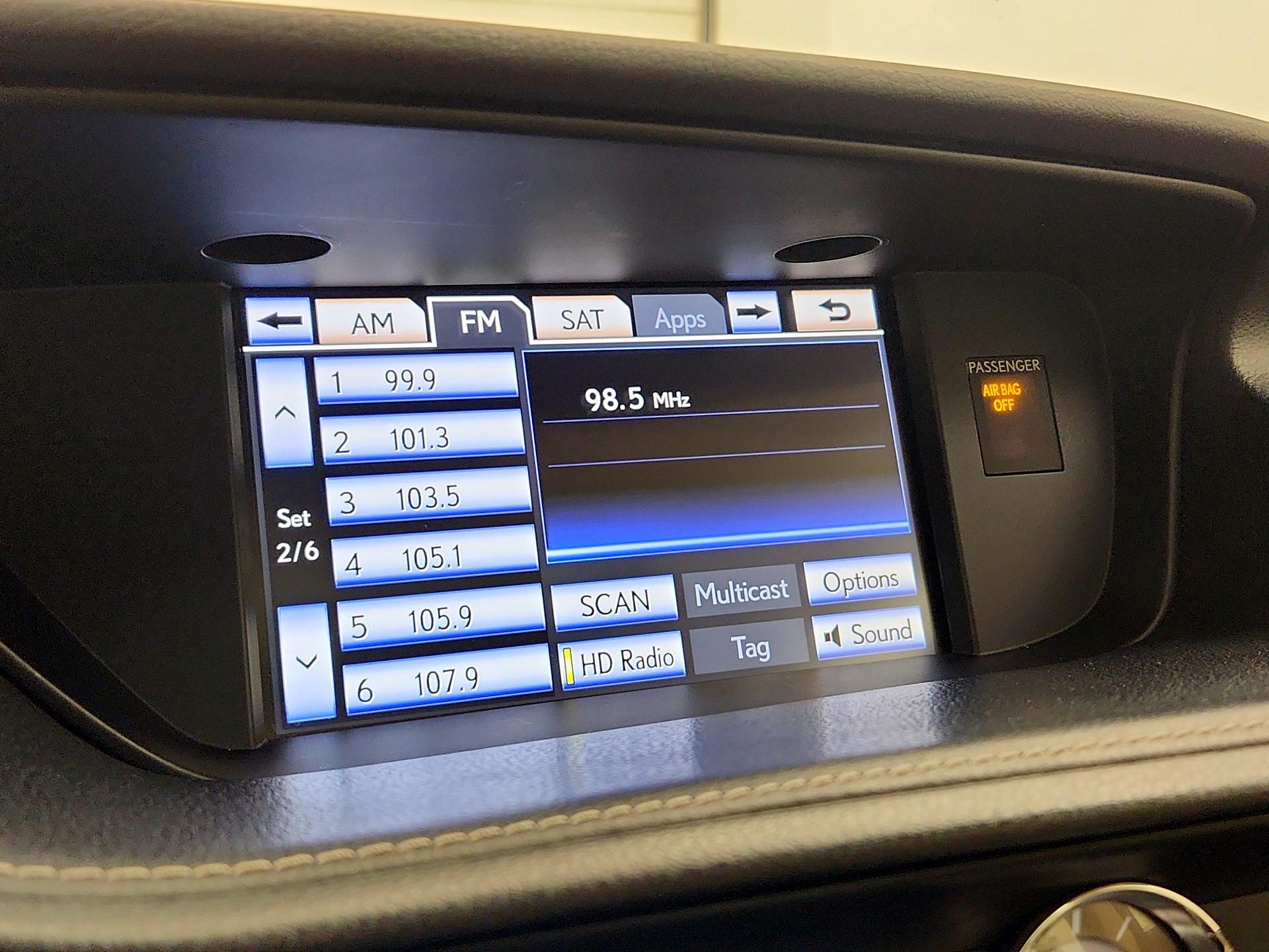 Thumbnail: 2014 Lexus ES - 16