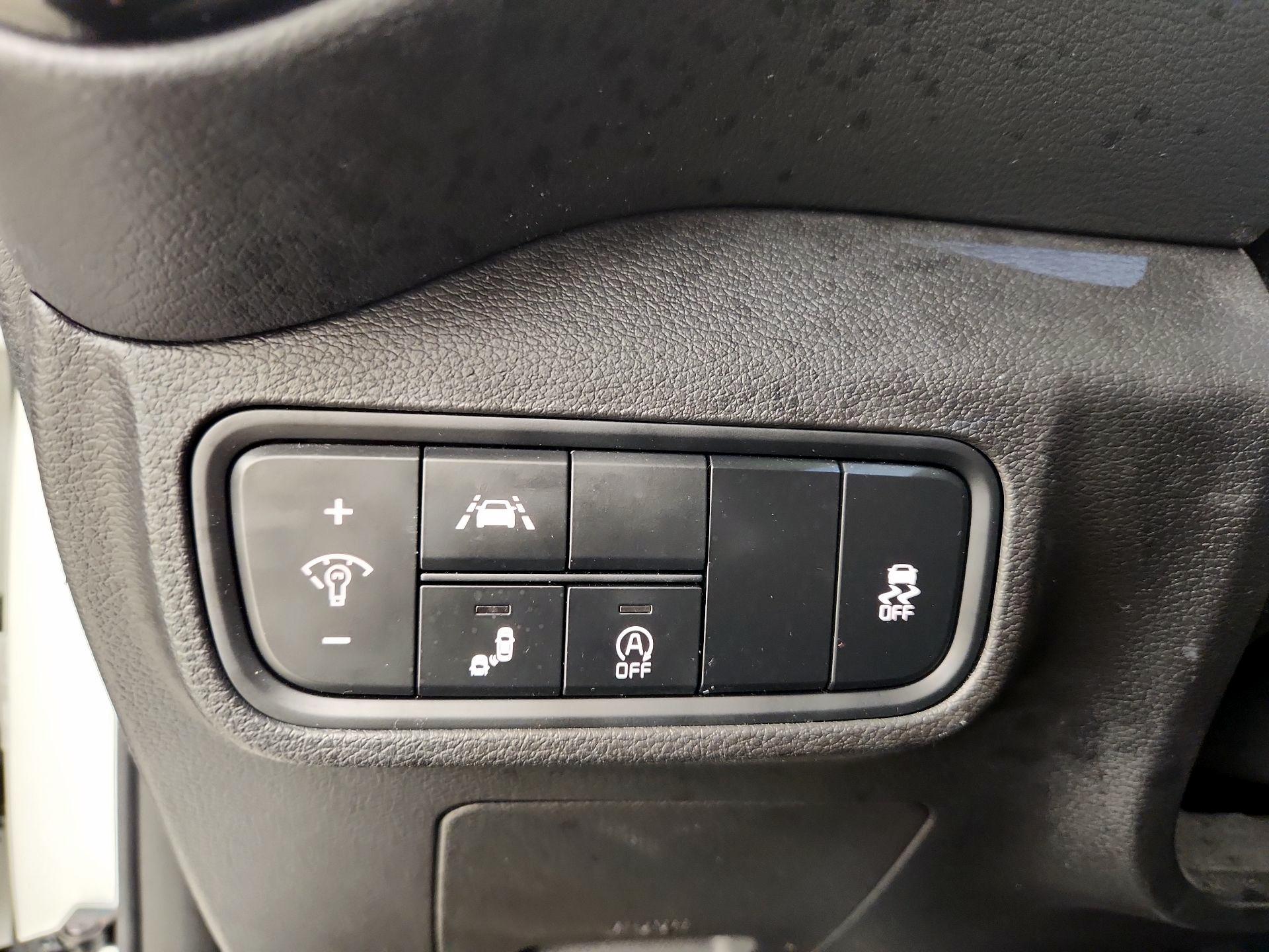 Thumbnail: 2021 Kia Soul - 13