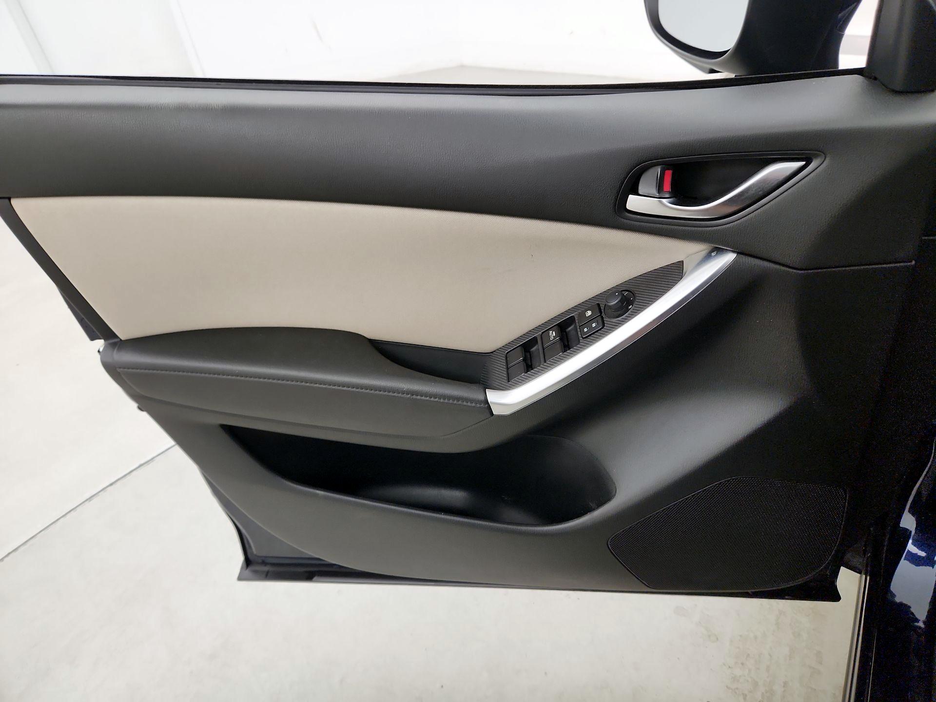 Thumbnail: 2016 Mazda CX-5 - 12