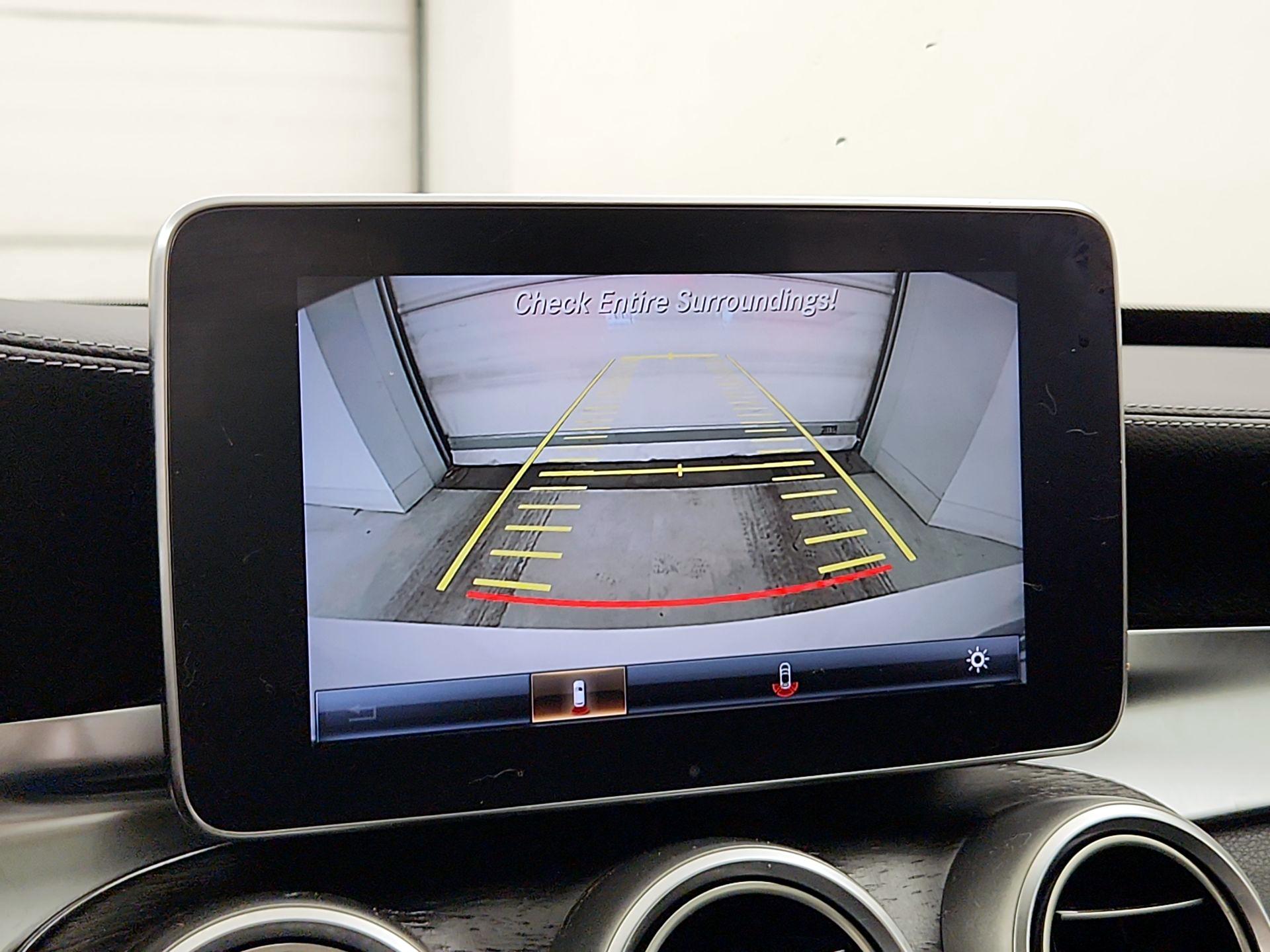 Thumbnail: 2016 Mercedes-Benz C-Class - 15