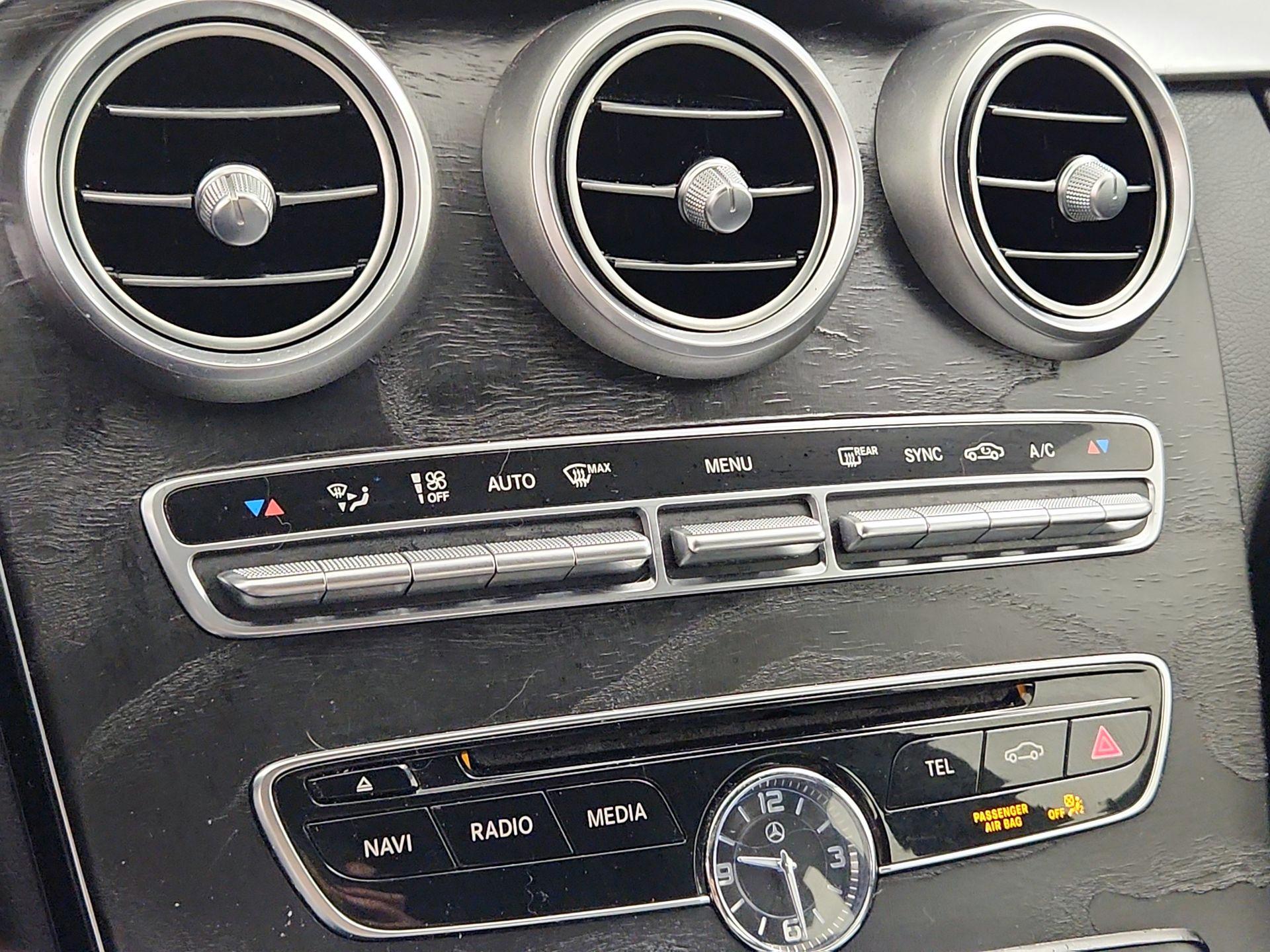 Thumbnail: 2016 Mercedes-Benz C-Class - 17