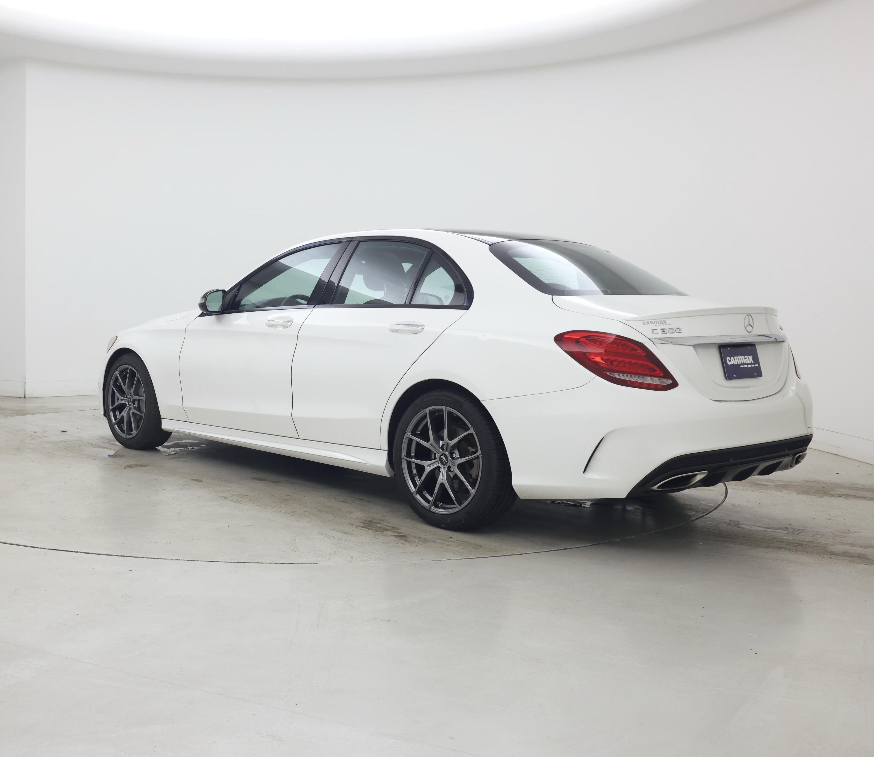 Thumbnail: 2016 Mercedes-Benz C-Class - 2