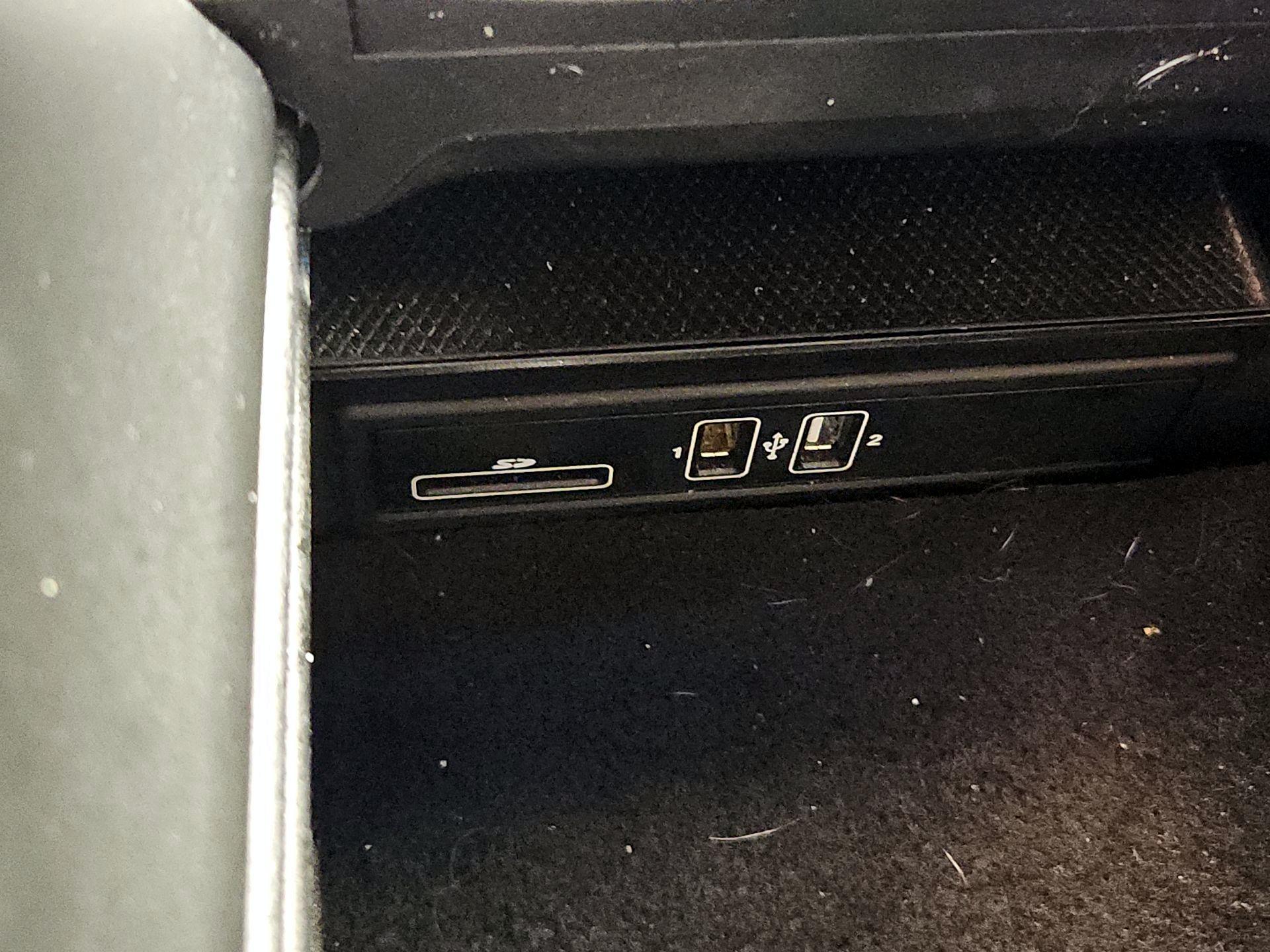 Thumbnail: 2016 Mercedes-Benz C-Class - 19