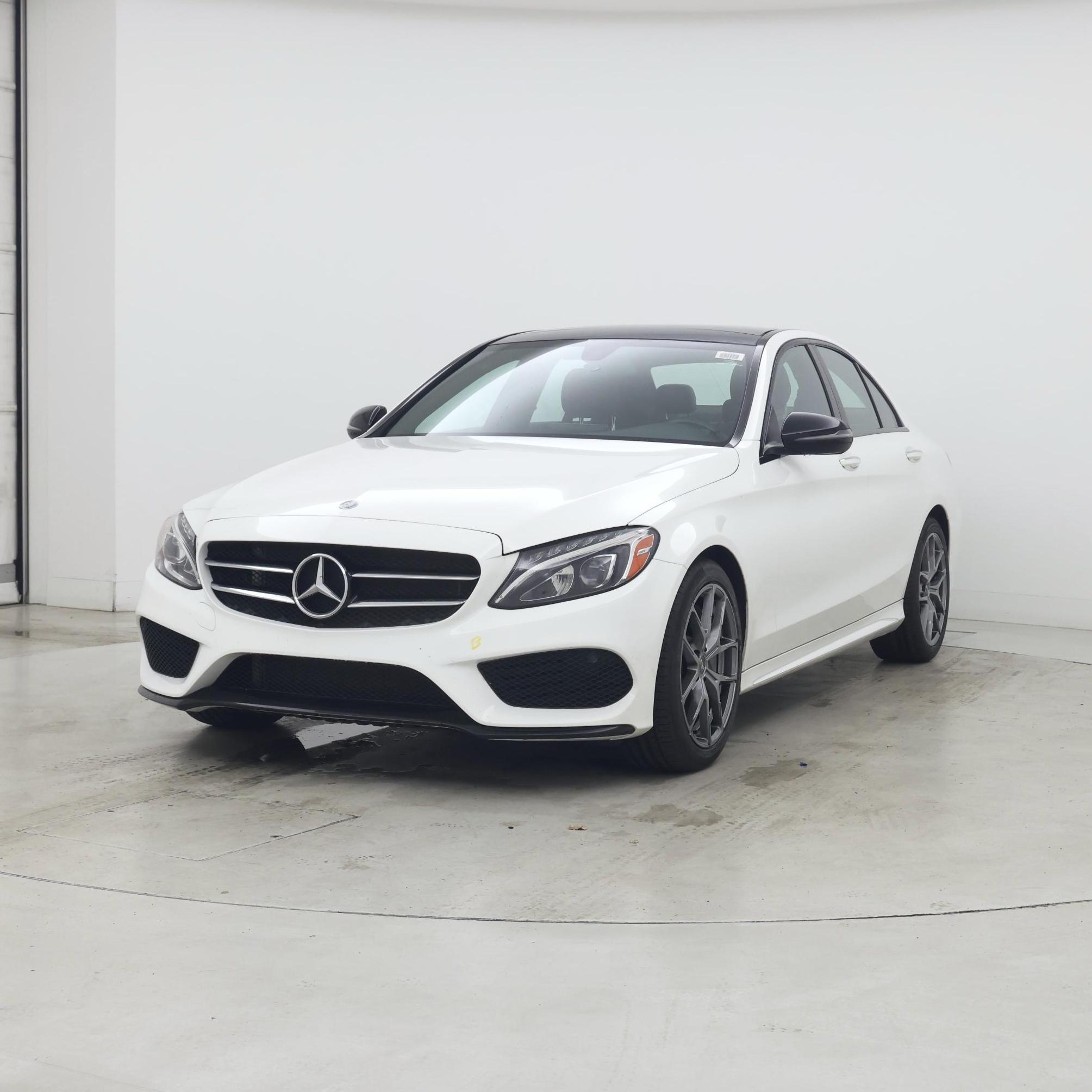 Thumbnail: 2016 Mercedes-Benz C-Class - 4