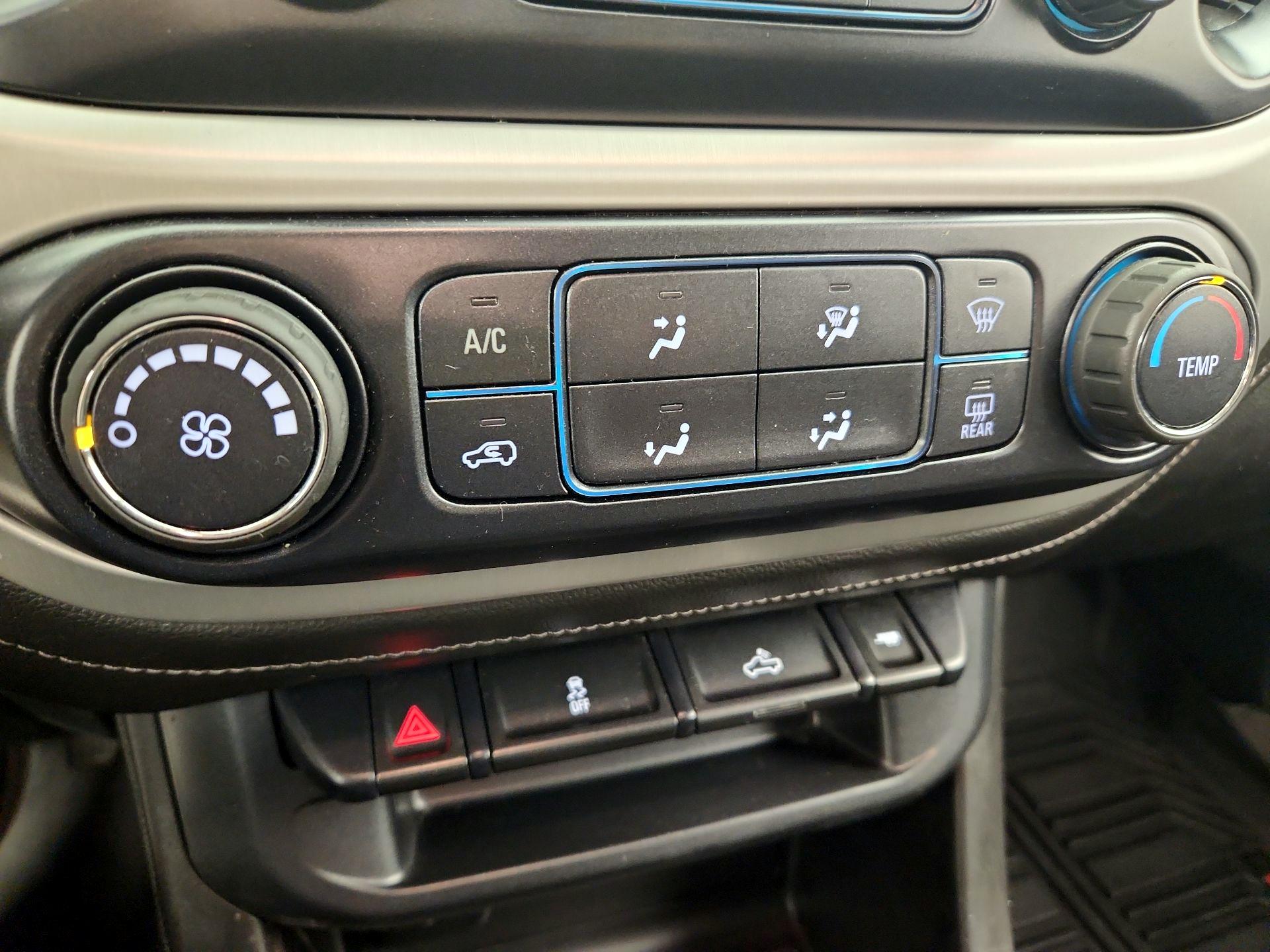 Thumbnail: 2019 GMC Canyon - 16