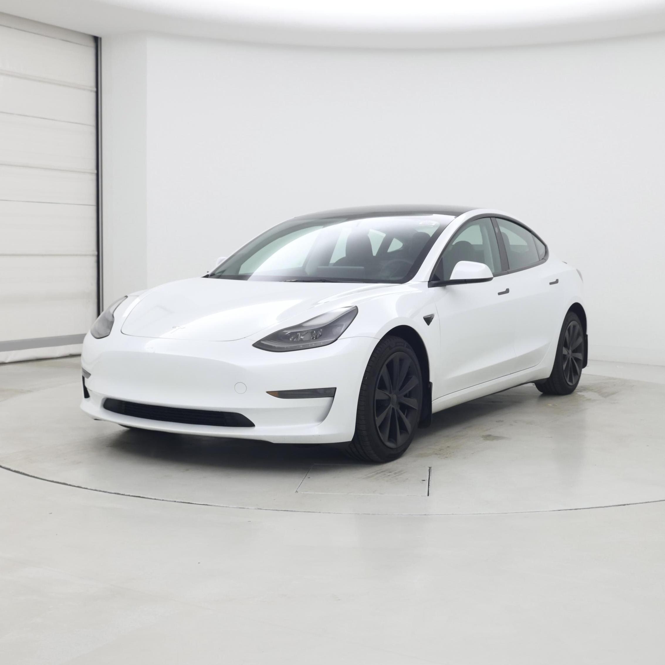 Thumbnail: 2023 Tesla Model 3 - 4