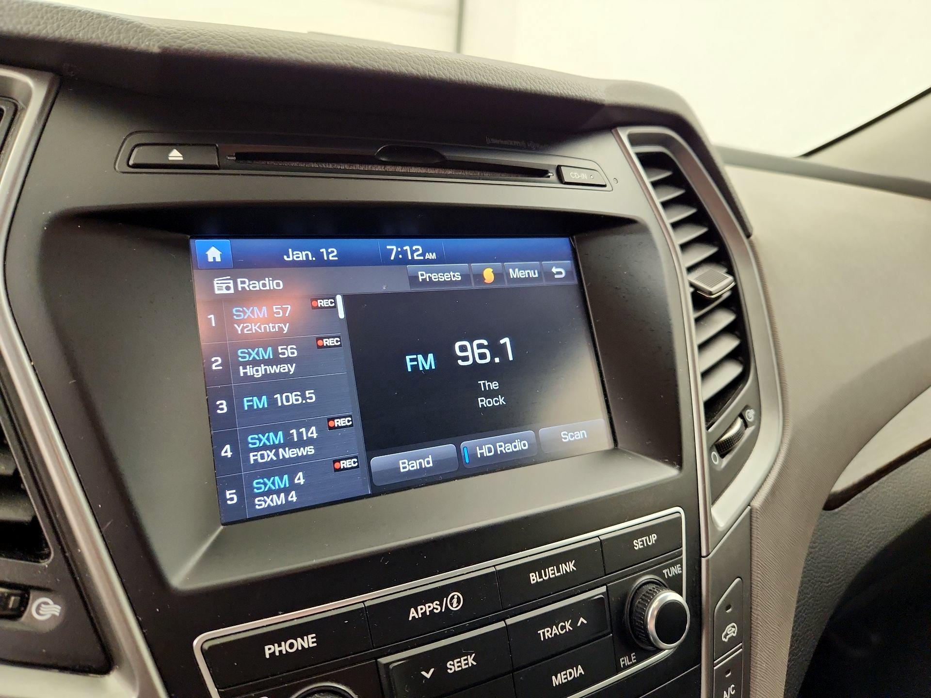 Thumbnail: 2018 Hyundai Santa Fe - 15